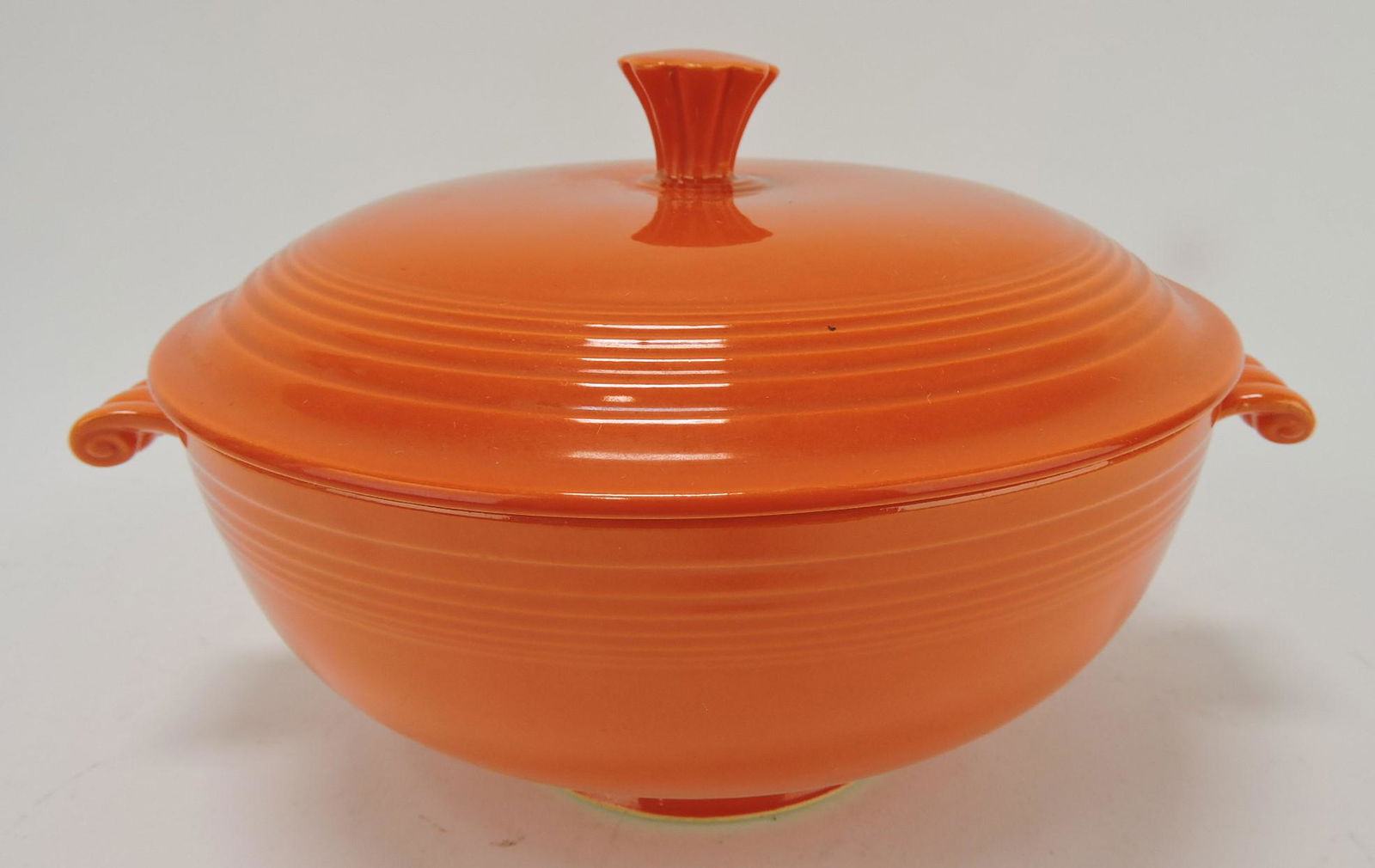 Fiesta casserole, red: .