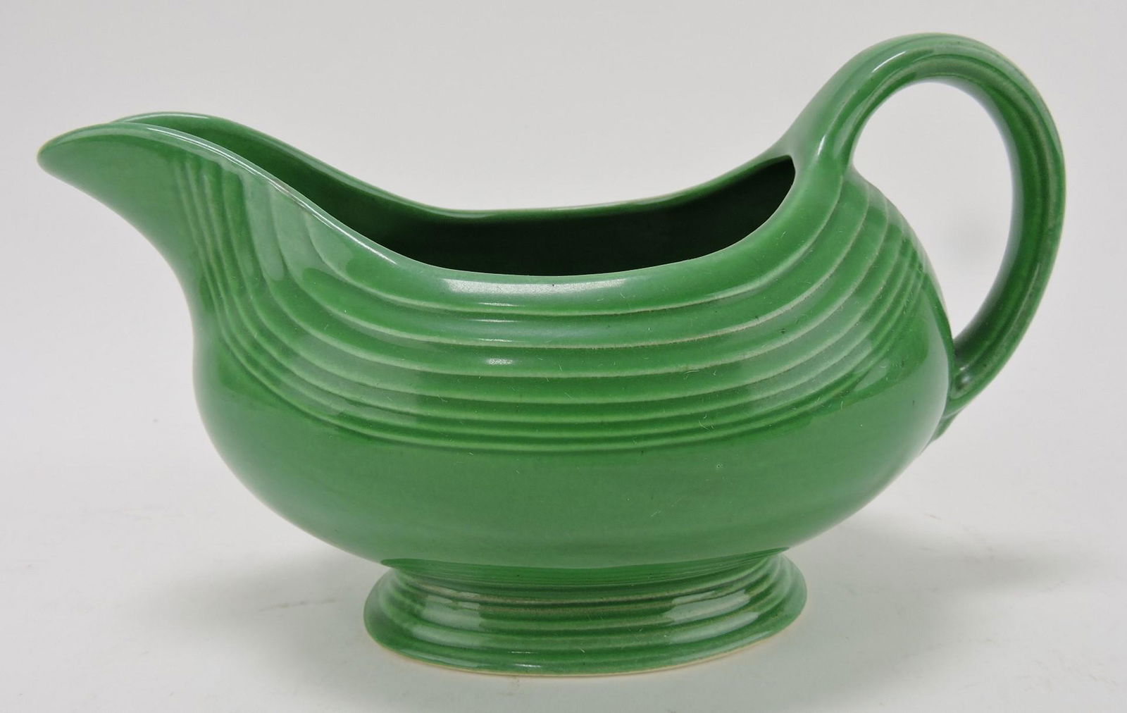 Fiesta sauce boat, medium green (1 of 1)