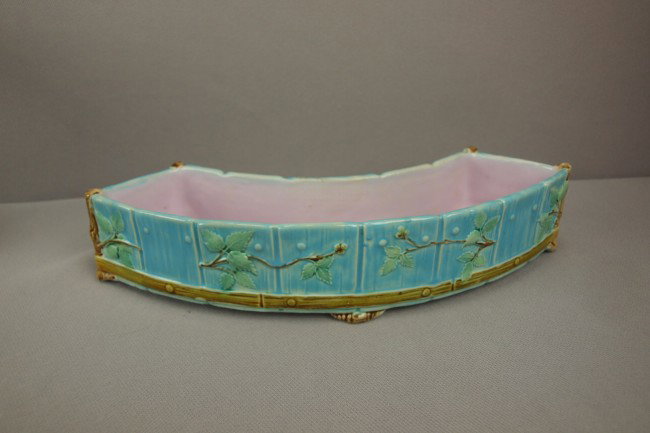 MINTON majolica flower trough, shape no. 1575, 10": MINTON majolica flower trough, shape no. 1575, 10"