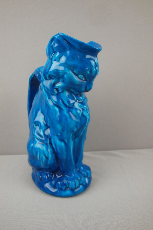 MINTON majolica figural cat with mouse pitcher in : MINTON majolica figural cat with mouse pitcher in rare solid blue color, 10 1/2", shape no. 1924