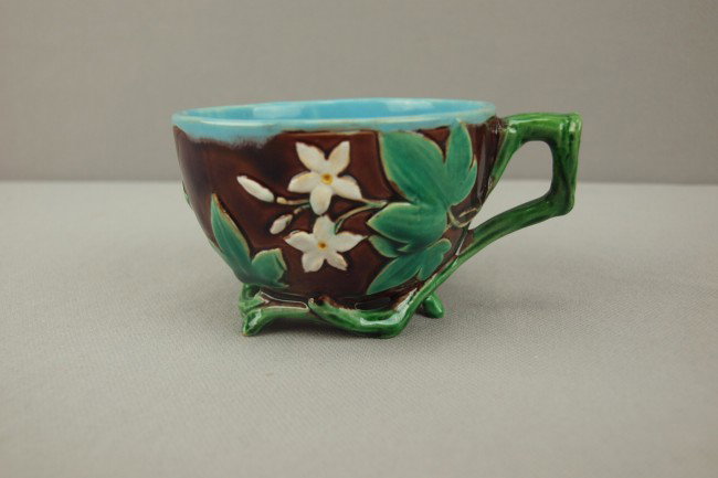 MINTON majolica cup, brown with floral motif : MINTON majolica cup, brown with floral motif