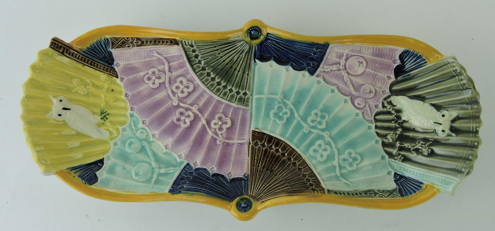 Eureka majolica owl and fan tray, 12": .
