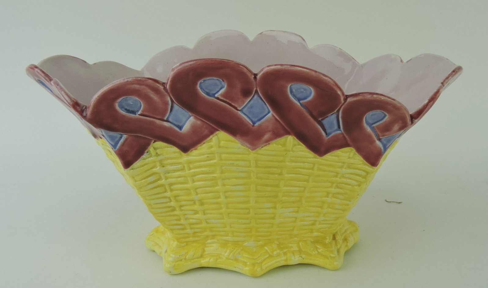 Majolica basket form bowl, 12"w, 6"h: .