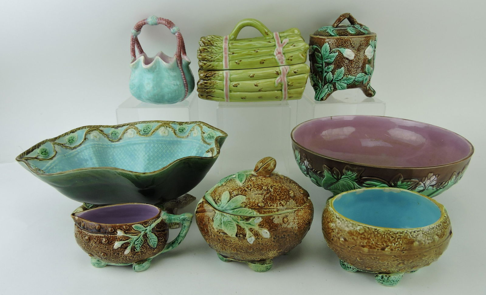 Majolica lot of 8 assorted pieces, (1 of 1)