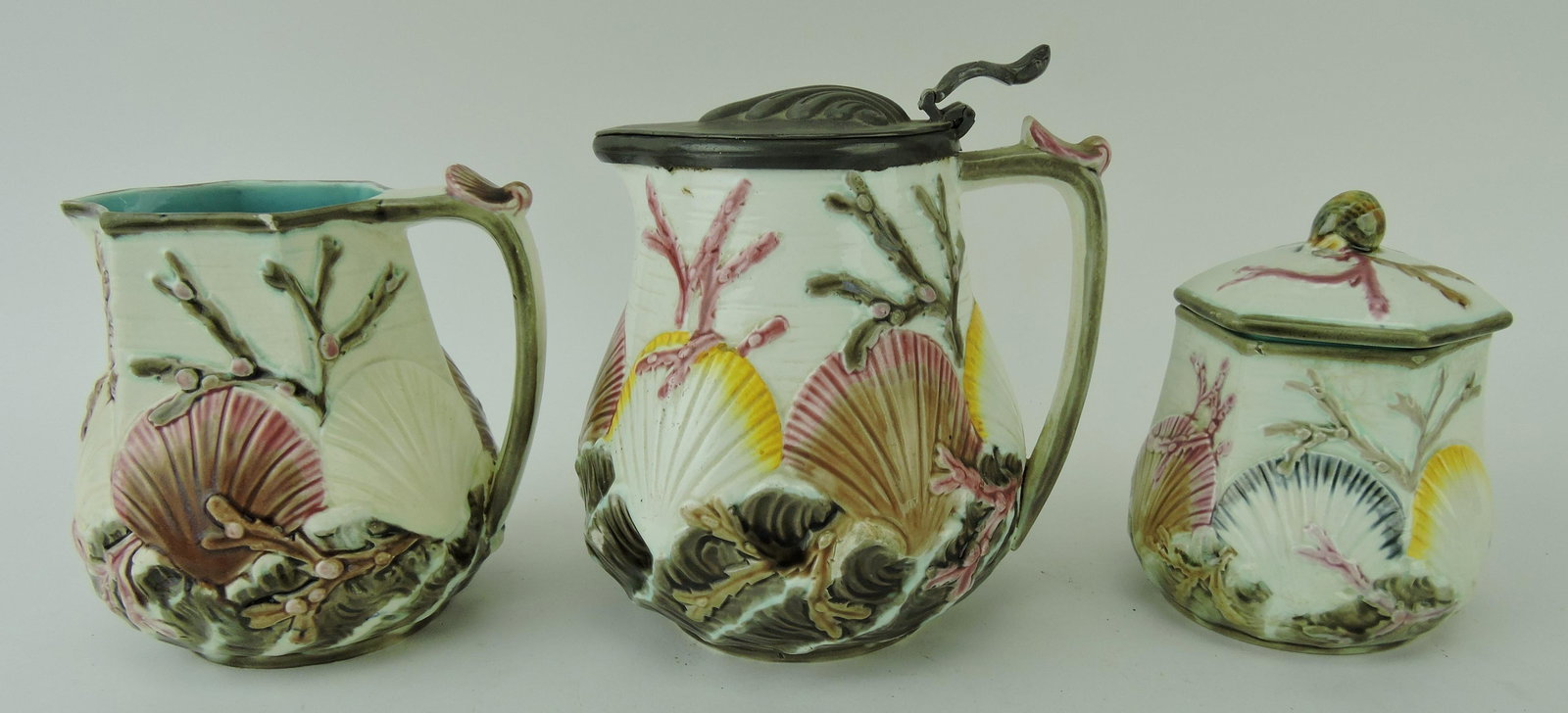 Wedgwood majolica "Ocean" Argenta (1 of 1)