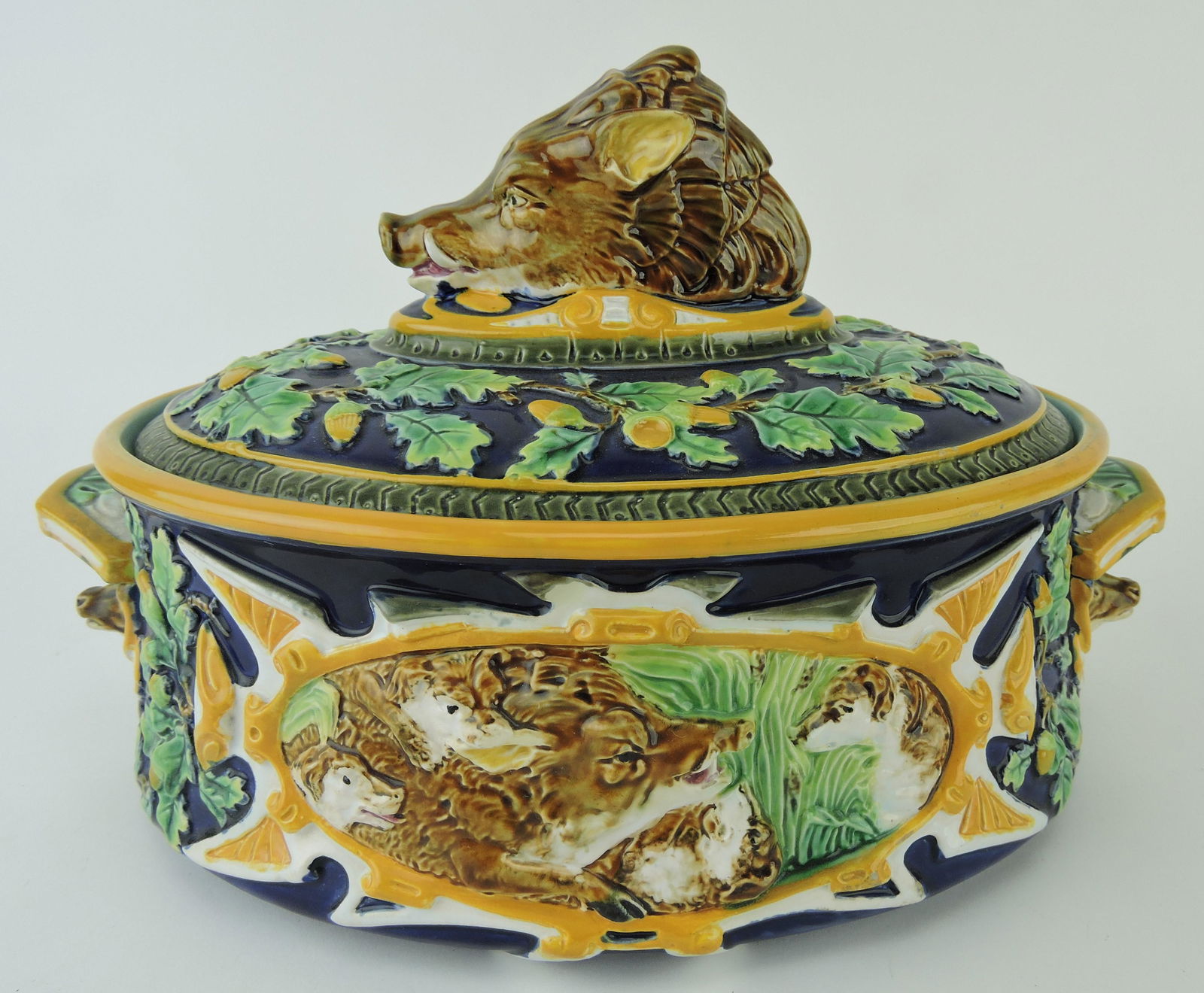 George Jones majolica boar's head (1 of 8)