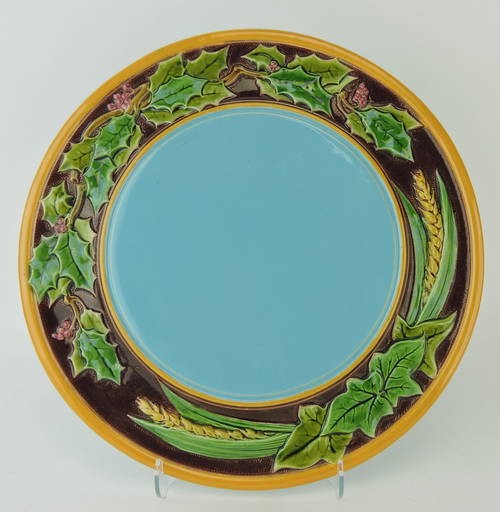 Minton majolica bread tray with holly, (3359) on May 28, 2022 Strawser Auction Group in IN