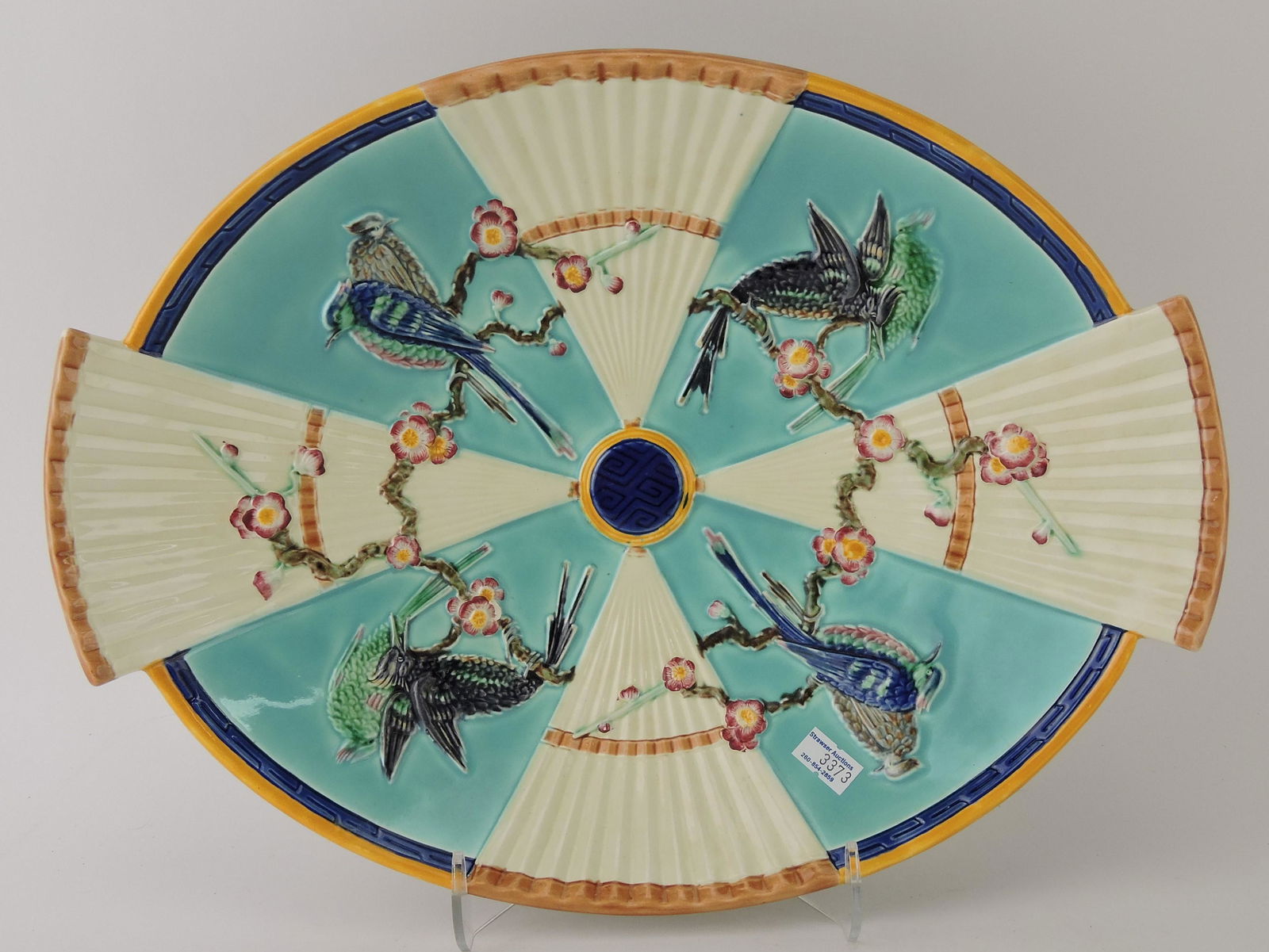 Wedgwood majolica bird and fan: 14" platter