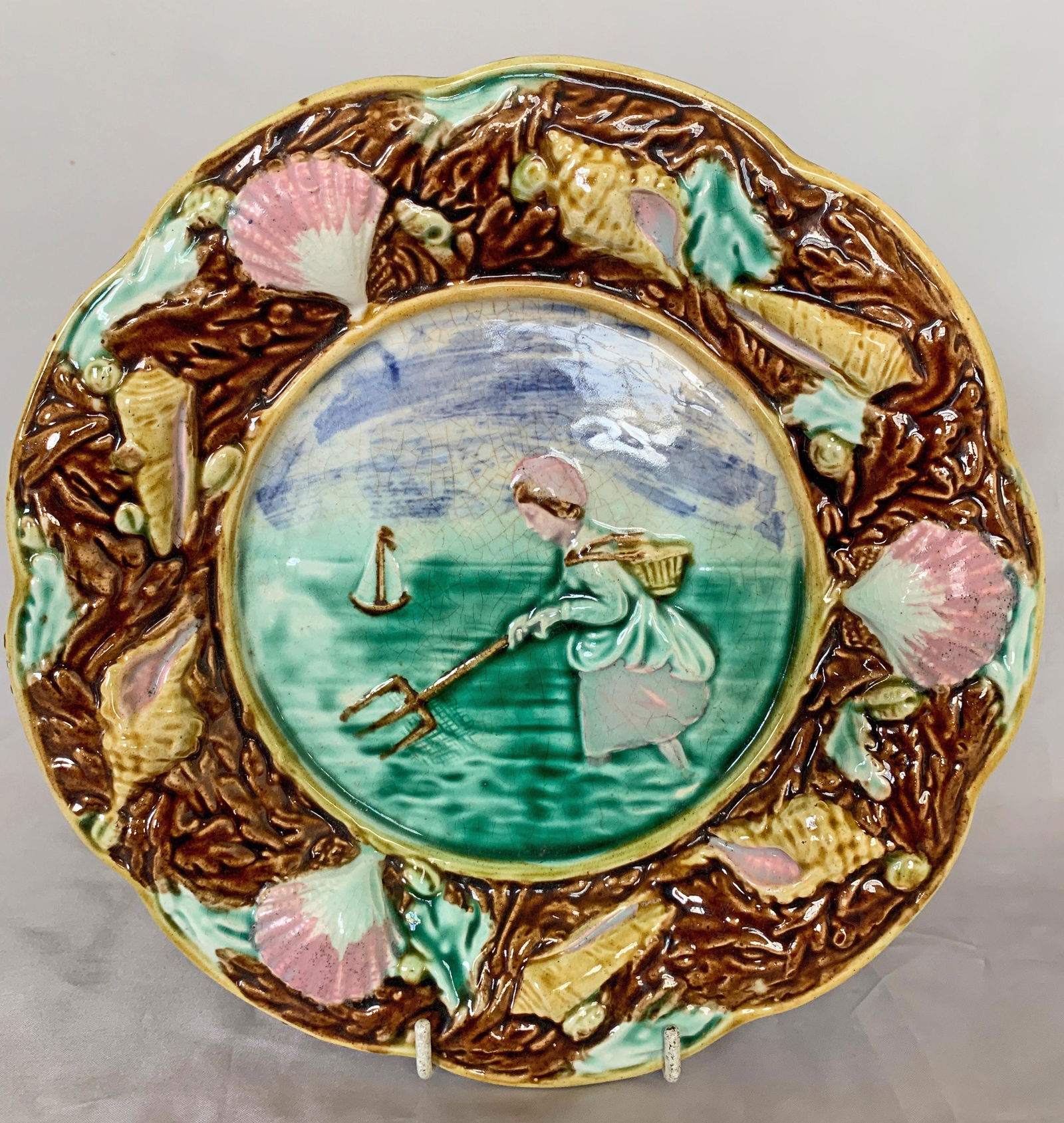 A majolica shrimper plate c. 1870 with (1 of 2)