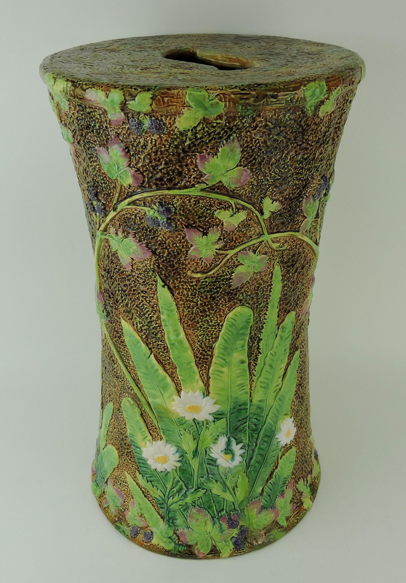 George Jones majolica rustic garden (1 of 2)