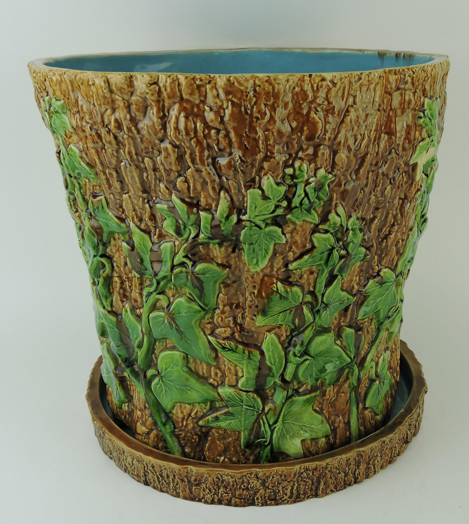 Minton majolica large rustic (1 of 3)