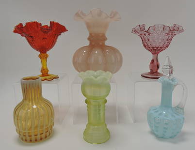 Fenton lot of 6 pieces: .