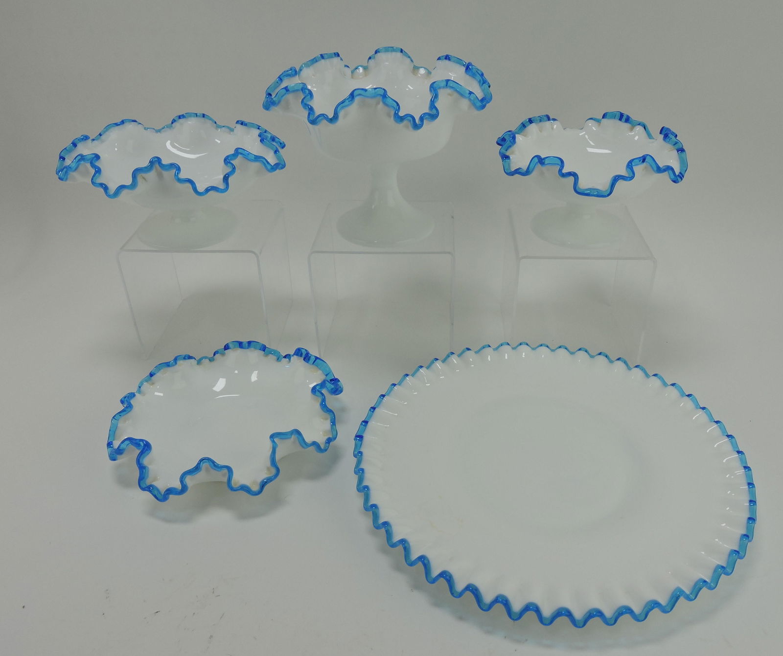 Fenton blue crest lot of 5 pieces (1 of 1)