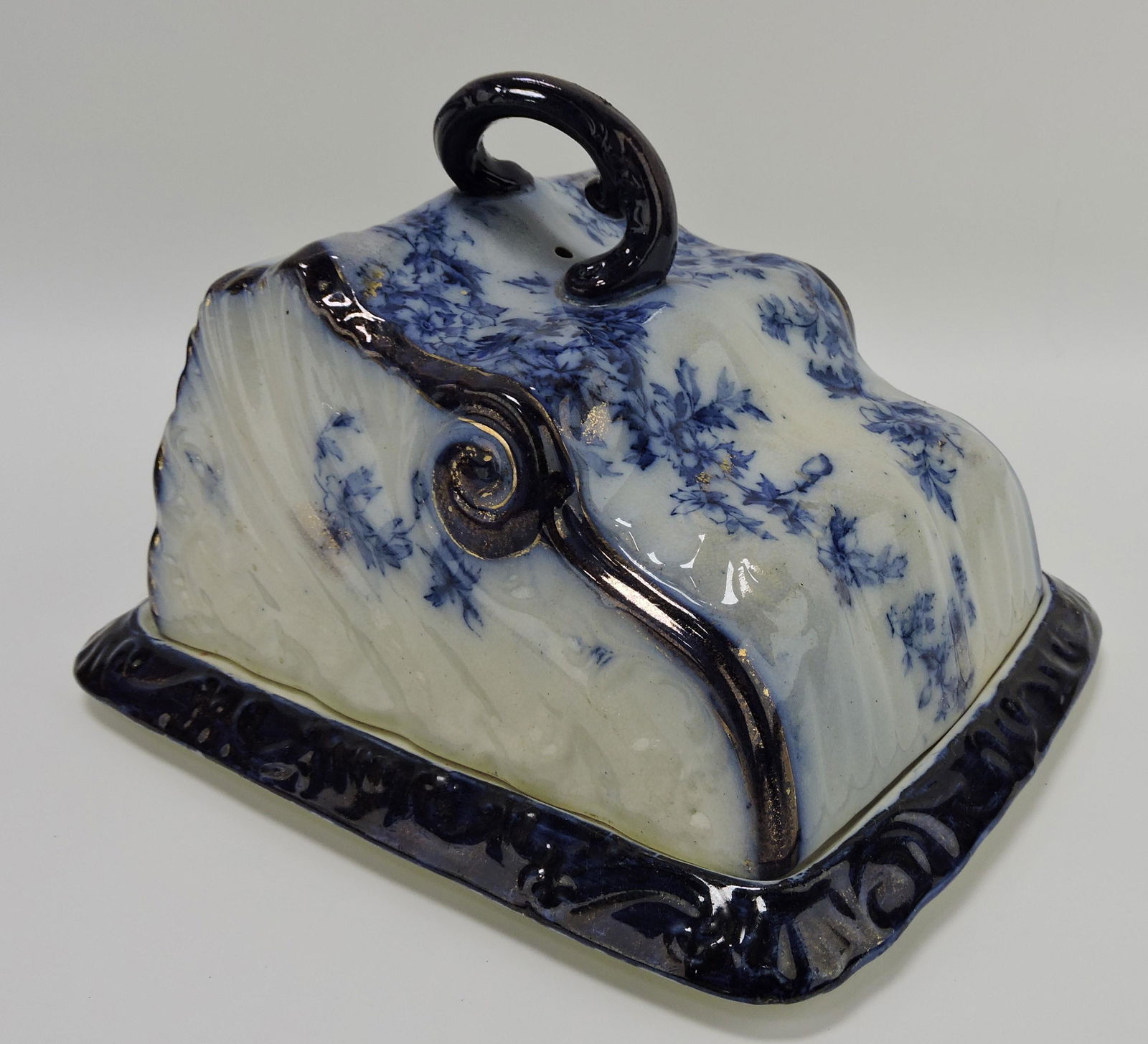Flow blue floral wedge cheese keeper, (1 of 1)