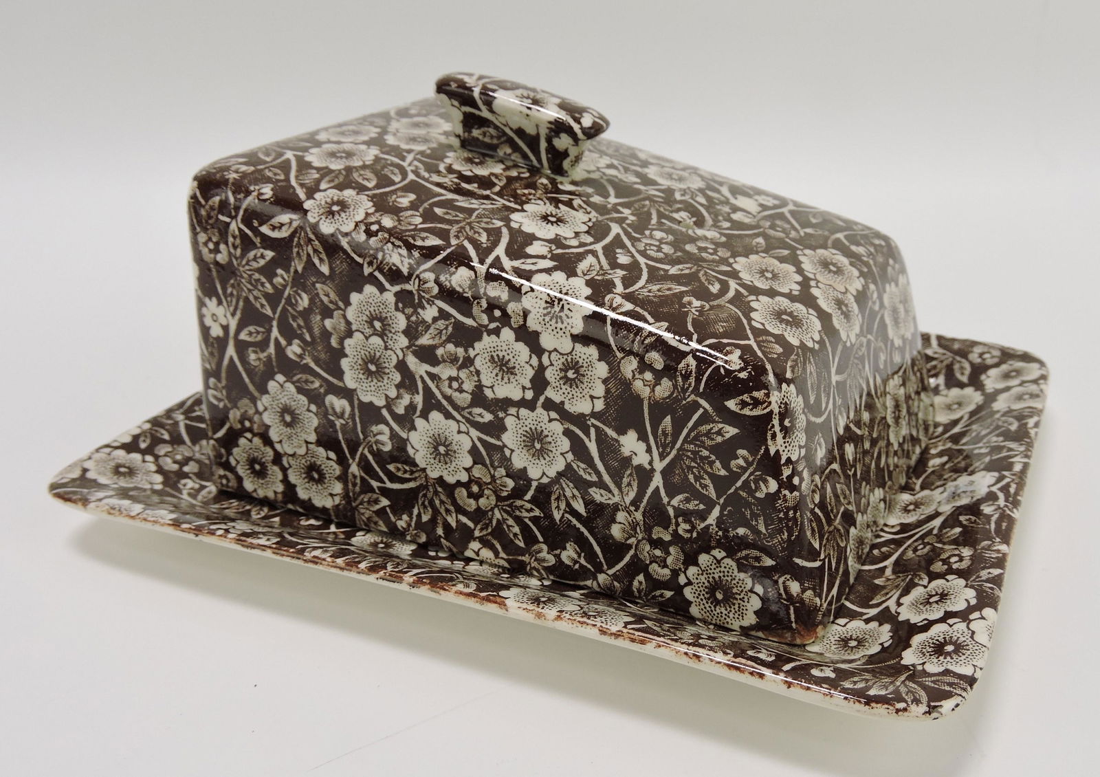 Royal Crownford brown floral (1 of 1)