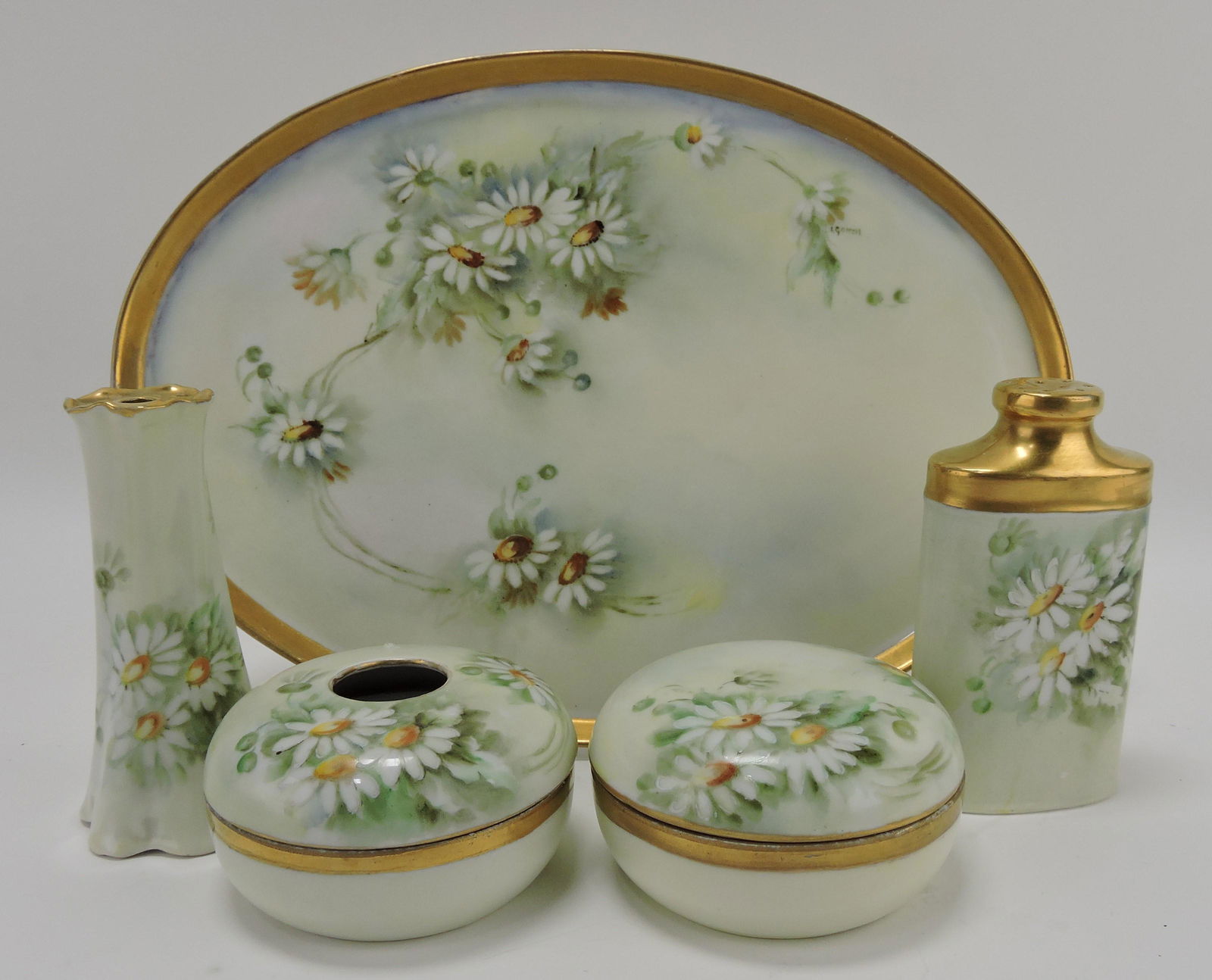 Victorian Haviland Limoges & Selesia (1 of 1)