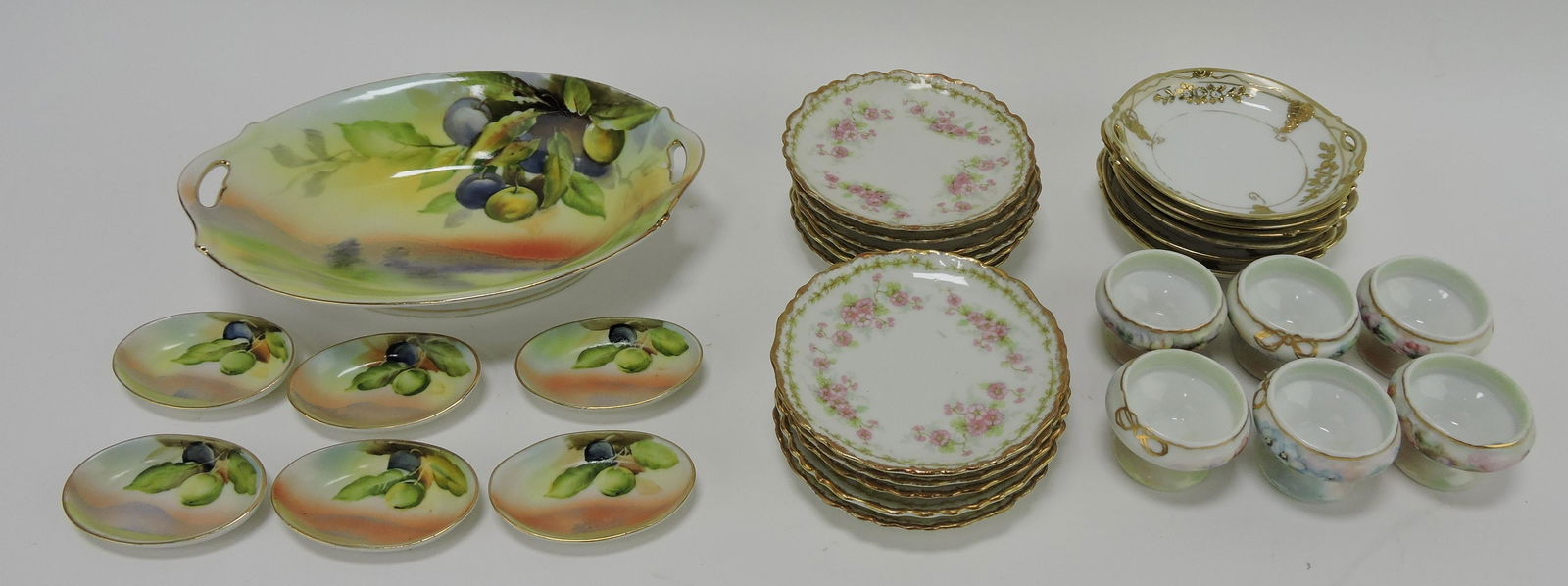 Porcelain group: Noritake 7 pc nut set, (1 of 1)