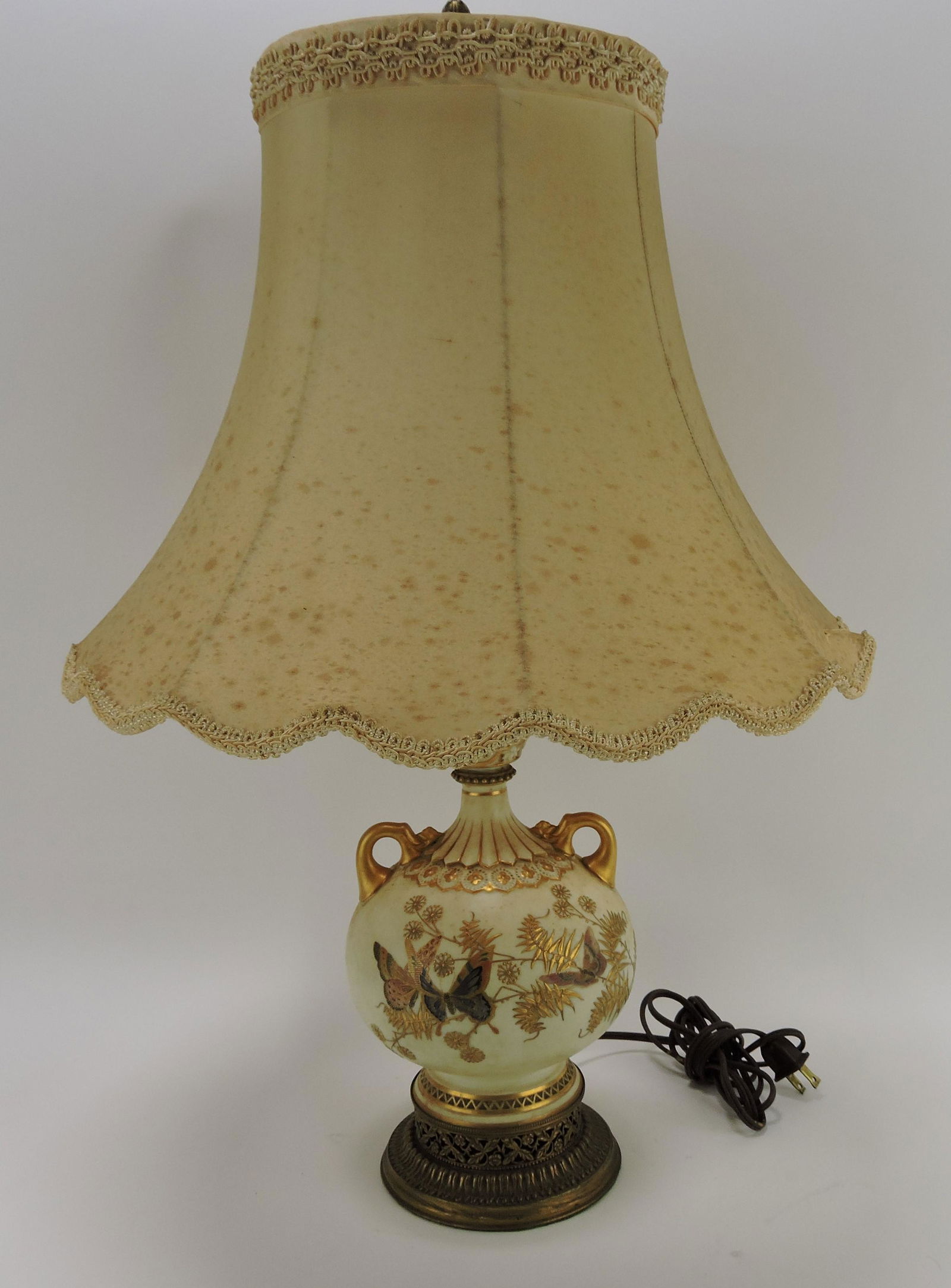Royal Worcester table lamp with (1 of 2)