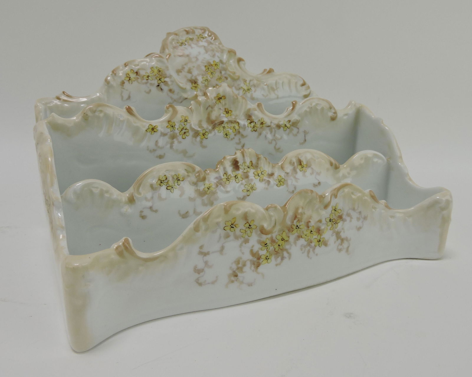 Elite Limoges hand painted letter: holder, 6"x9"