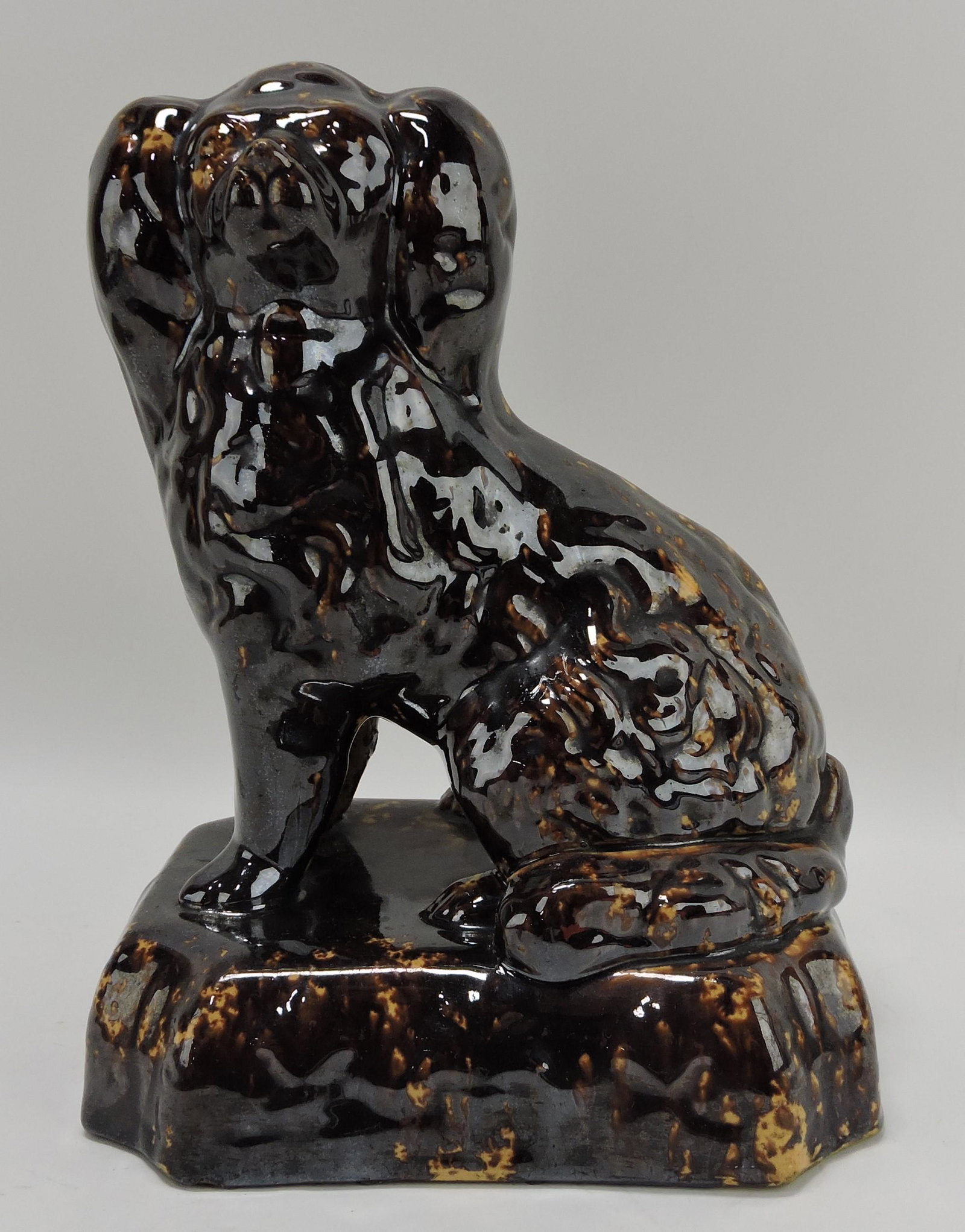 Bennington dog door stop, 11": .