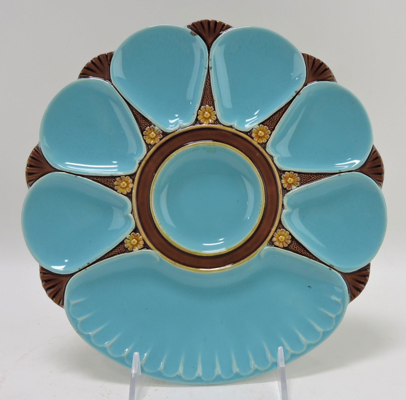 Minton majolica 6 well oyster plate (1 of 1)