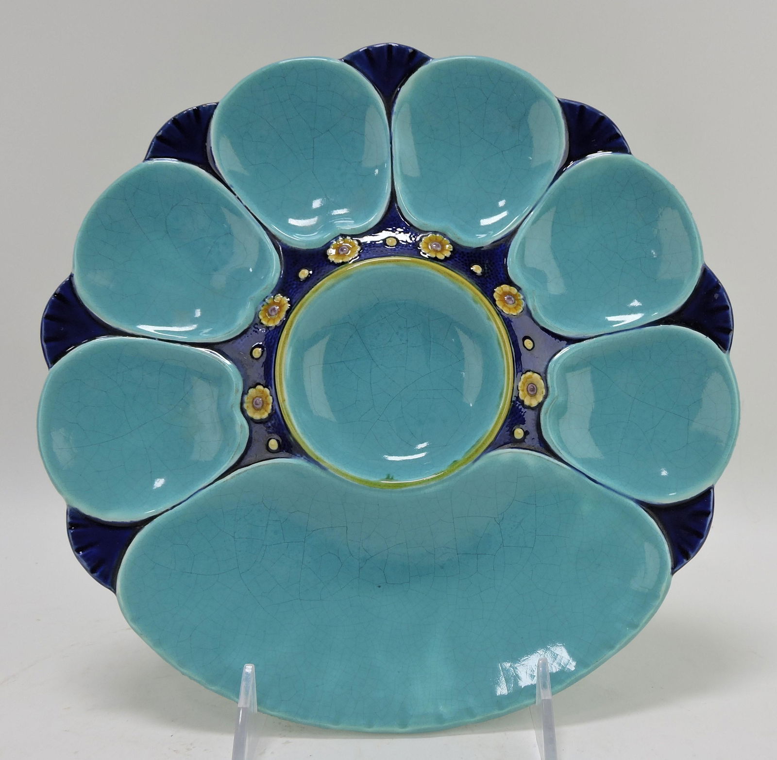 Minton majolica 6 well oyster plate (1 of 1)