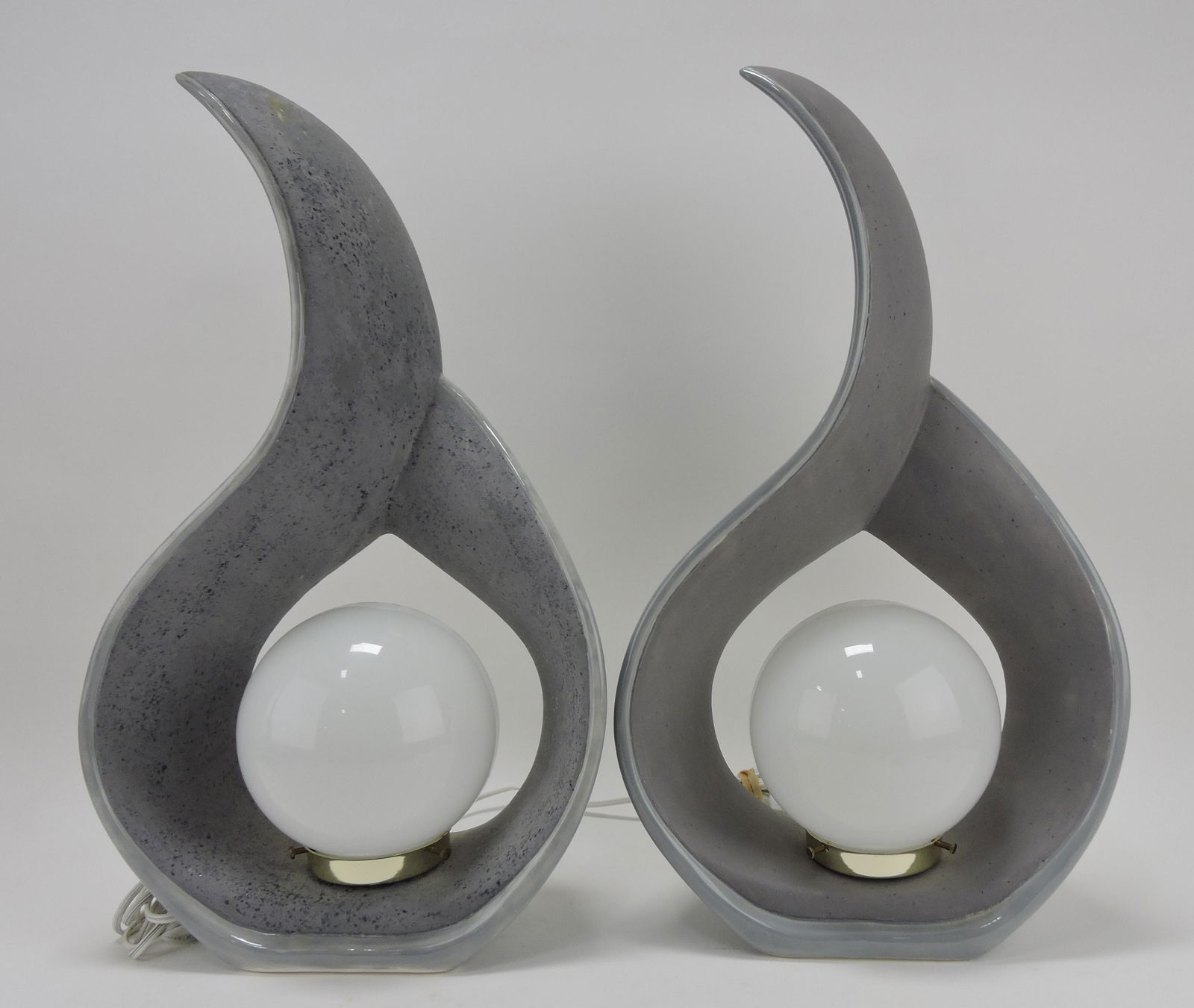 MCM pair of ceramic lamps with (1 of 1)
