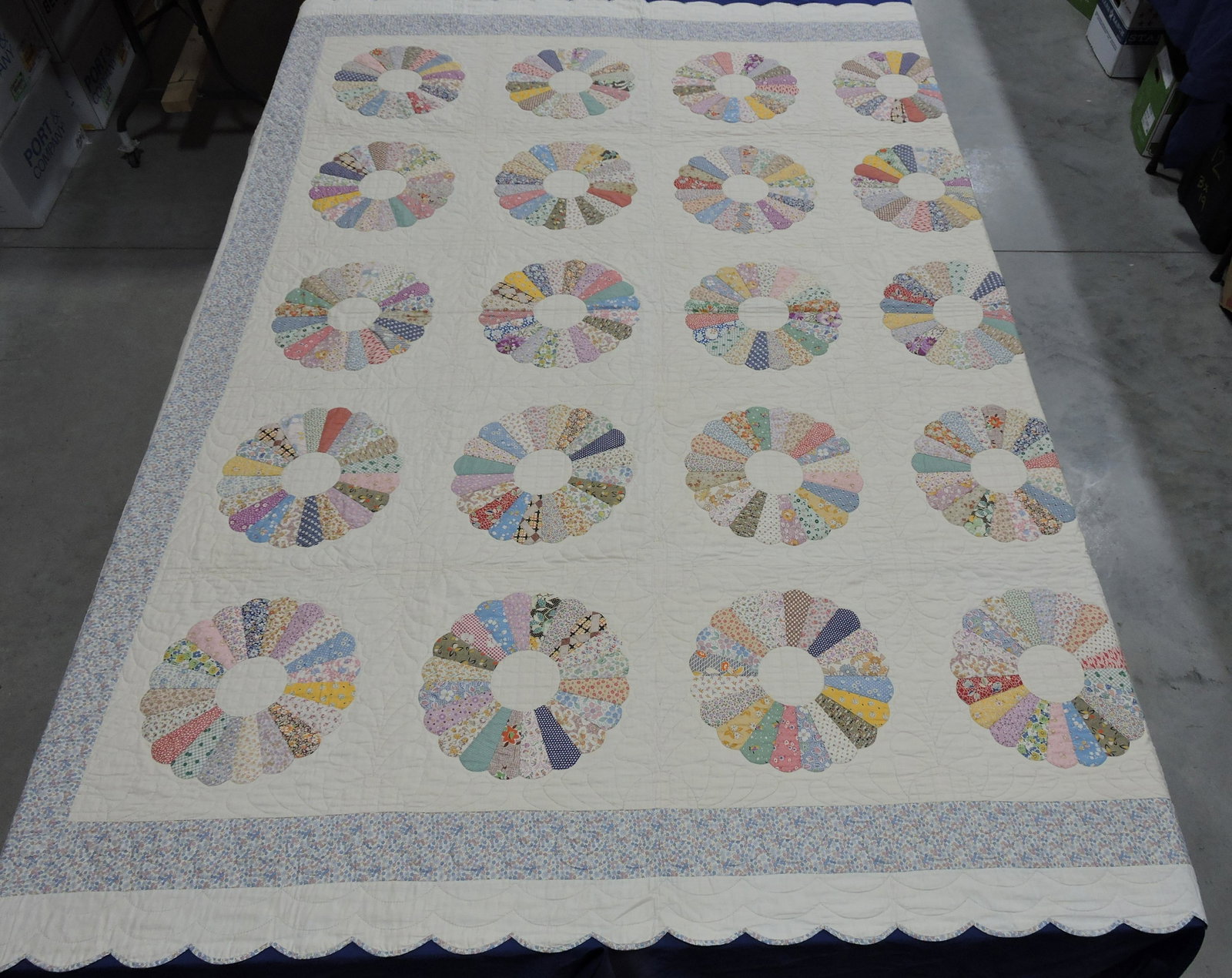 Dresden plate antique quilt,: 99"x85"