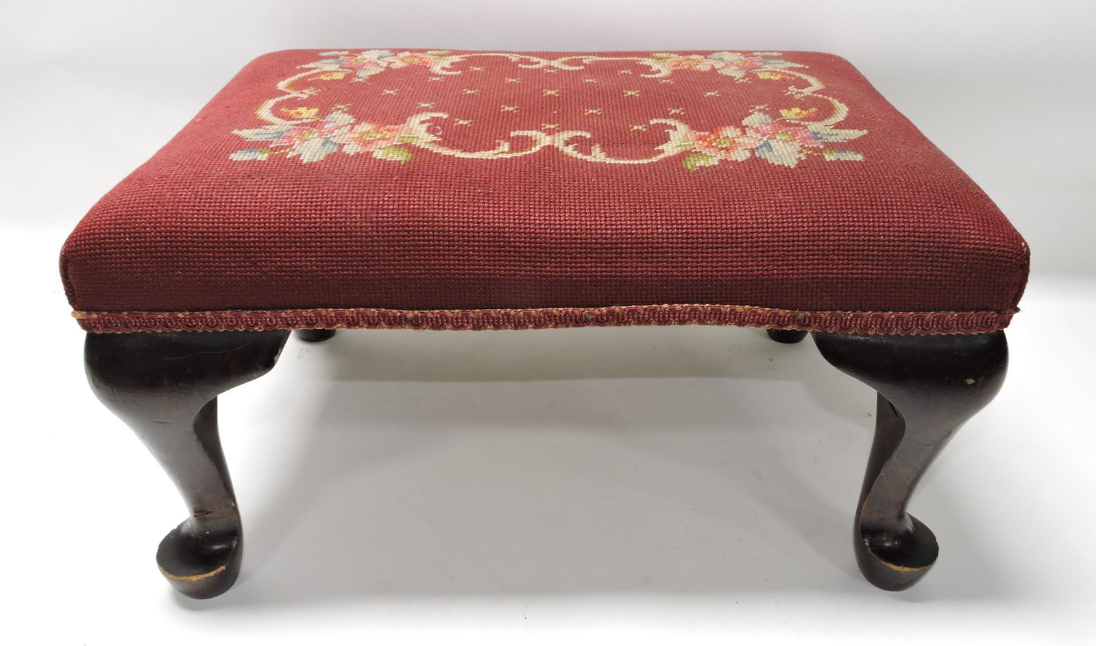 Needlepoint footstool with Queen: Anne legs, 11"h, 20"w, 14"d