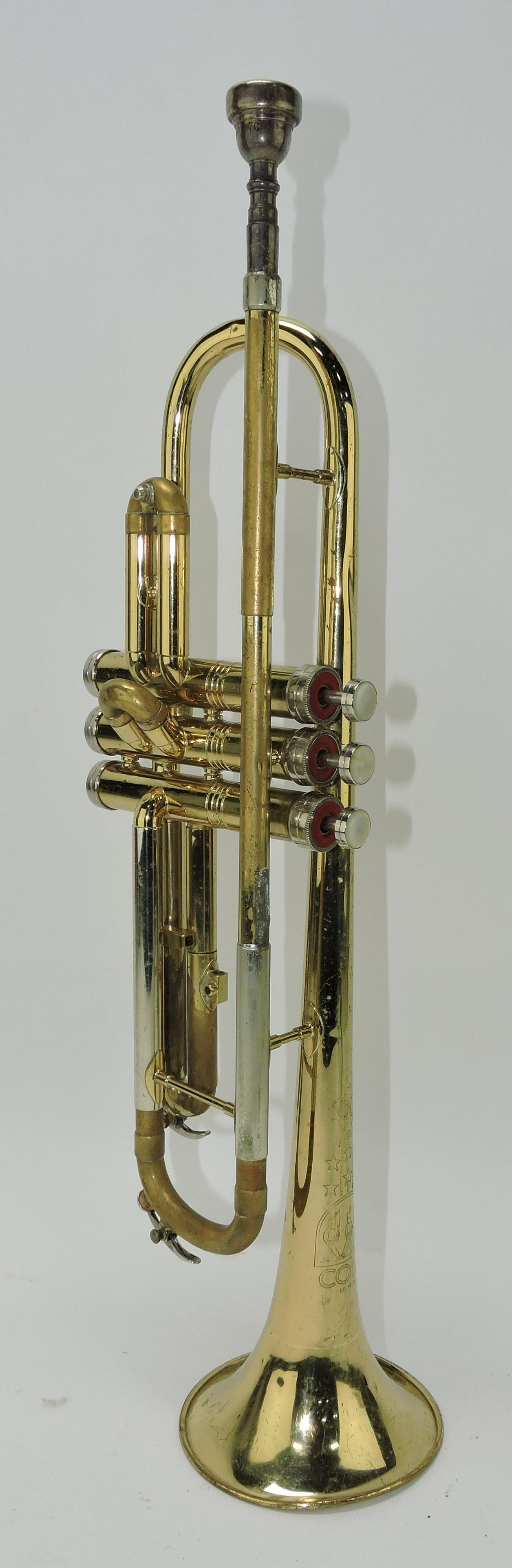 Conn brass trumpet with case (1 of 1)