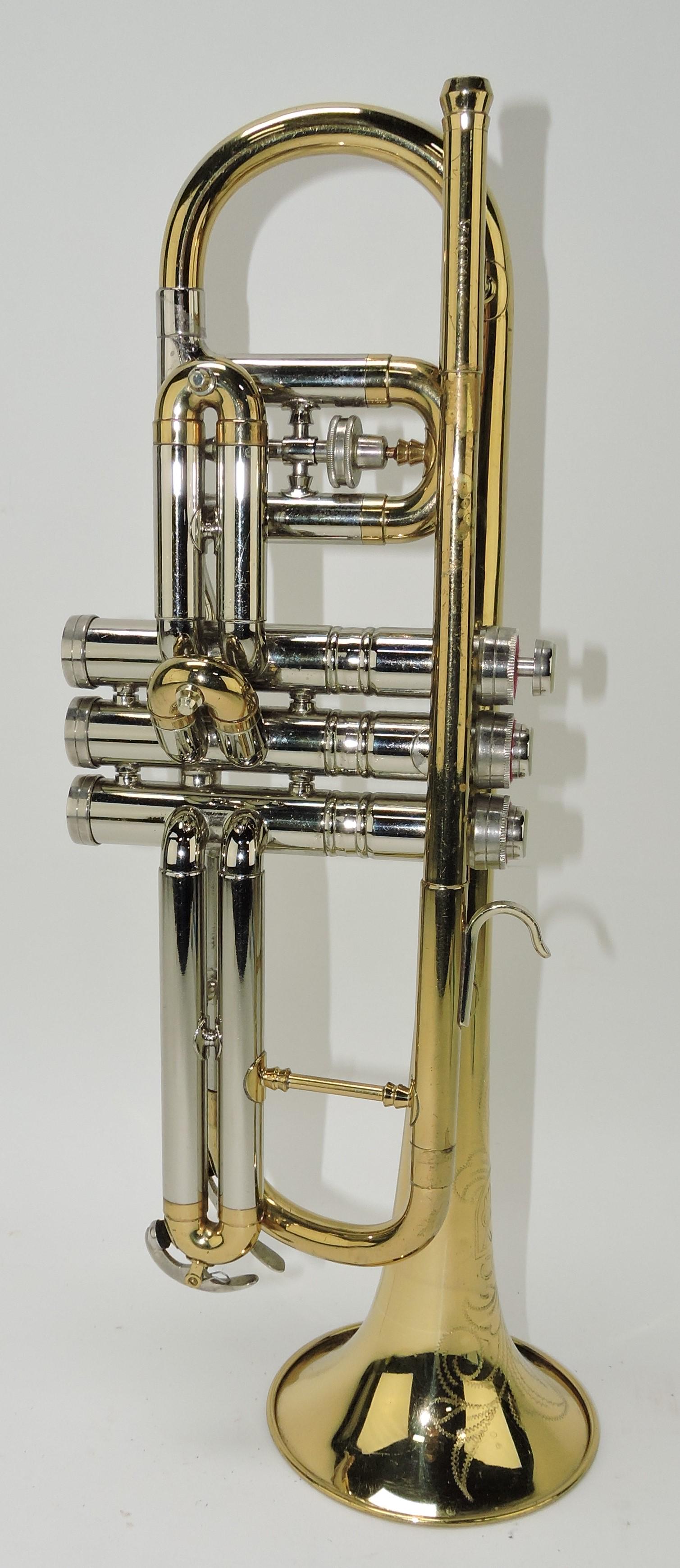 Conn Victor trumpet, no mouth piece (1 of 1)