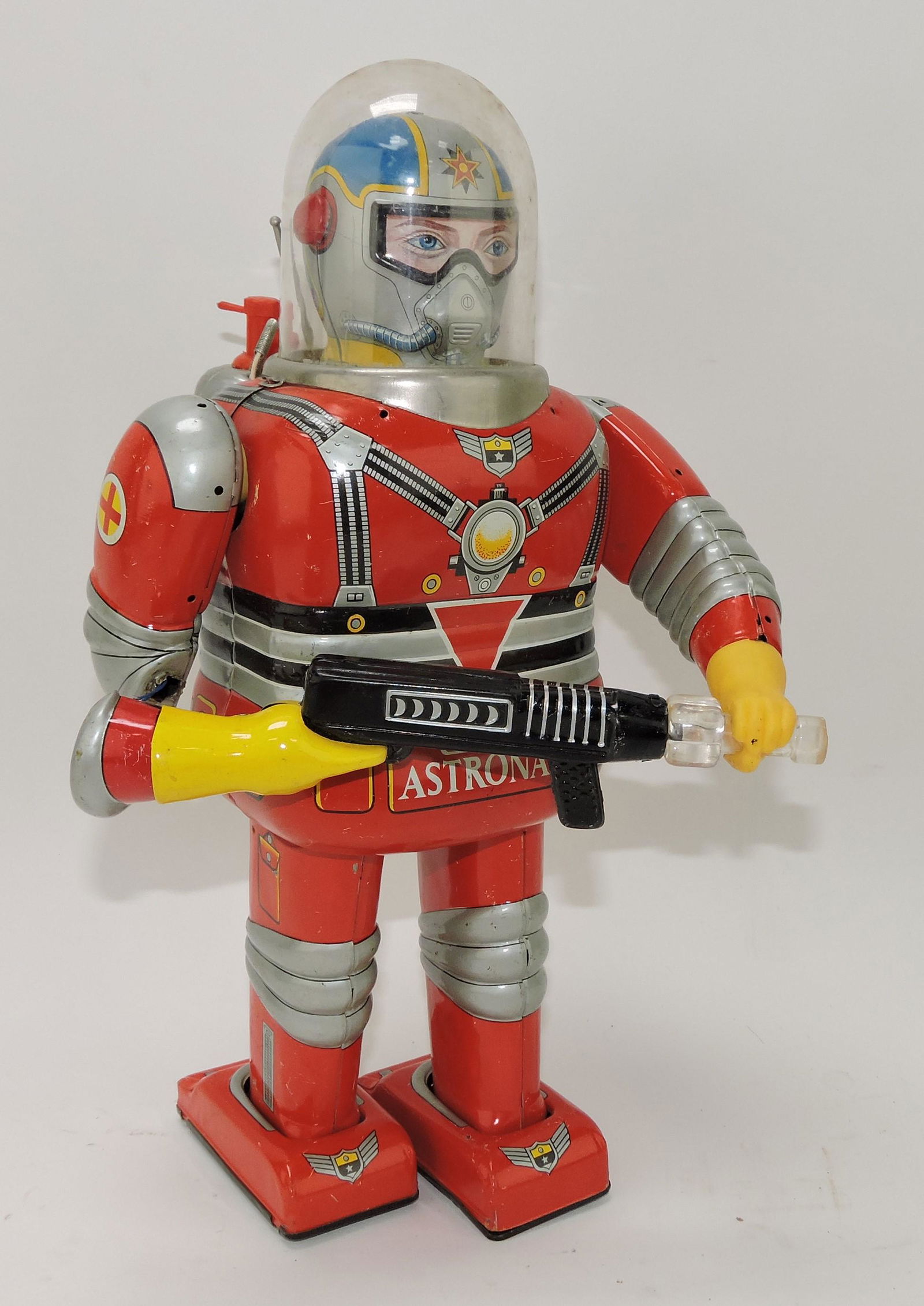 Cragston Astronaut, battery operated, (1 of 3)