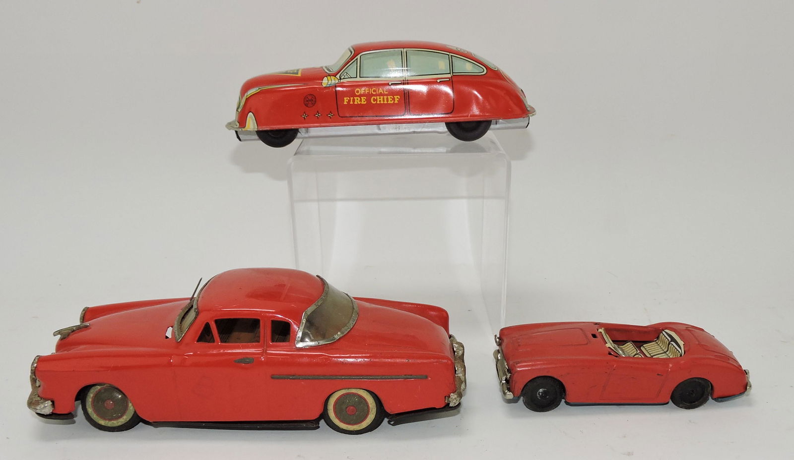 Marx Fire Chief tin wind up car, (1 of 1)