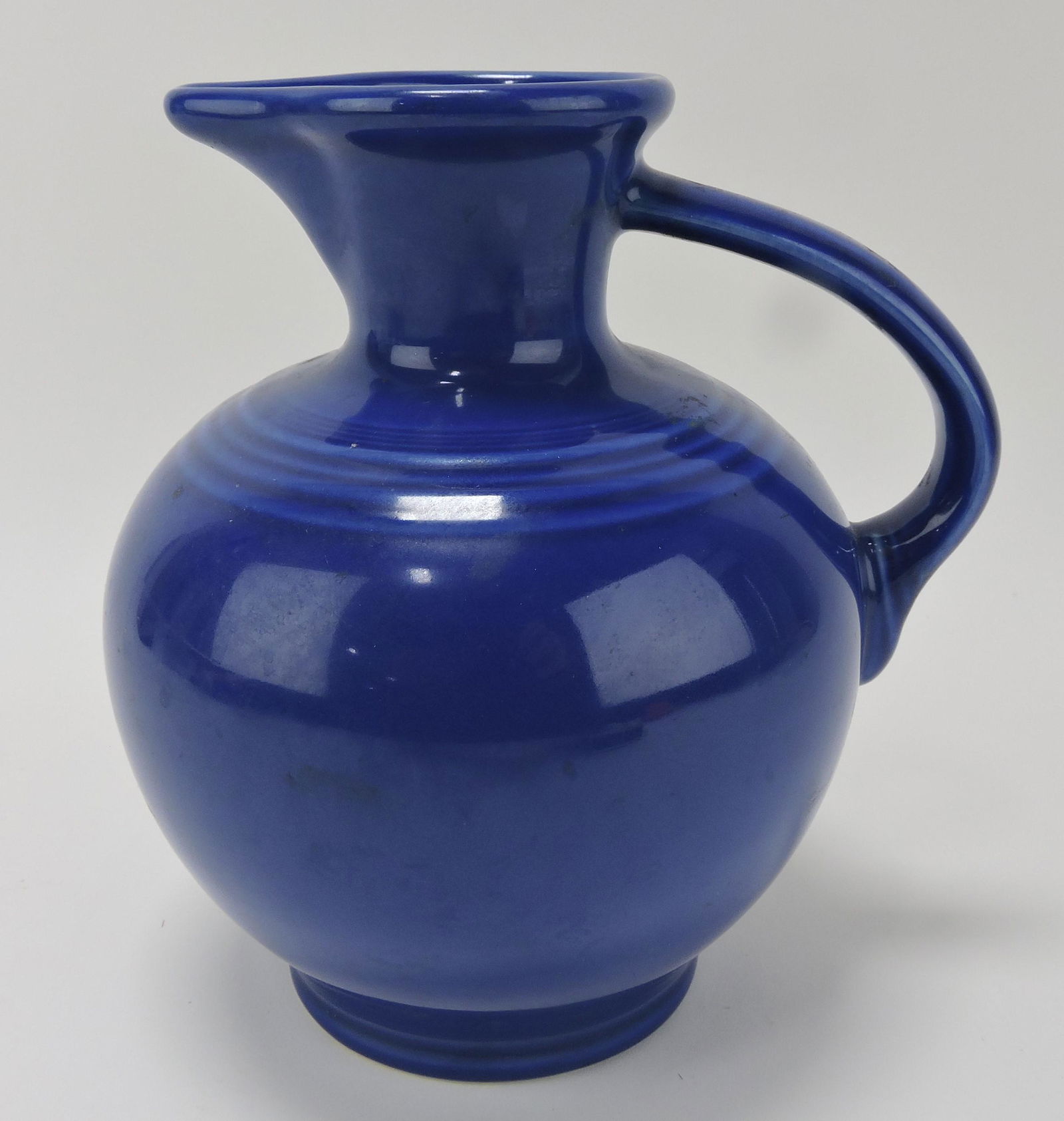 Fiesta Post 86 carafe, sapphire (1 of 1)