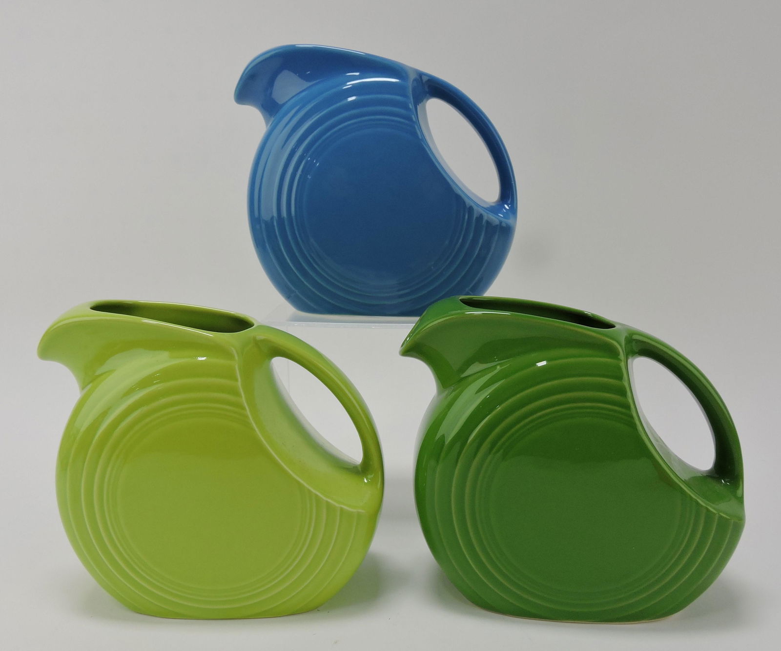 Fiesta Post 86 lot of 3 disc juice pitchers: (1 of 1)