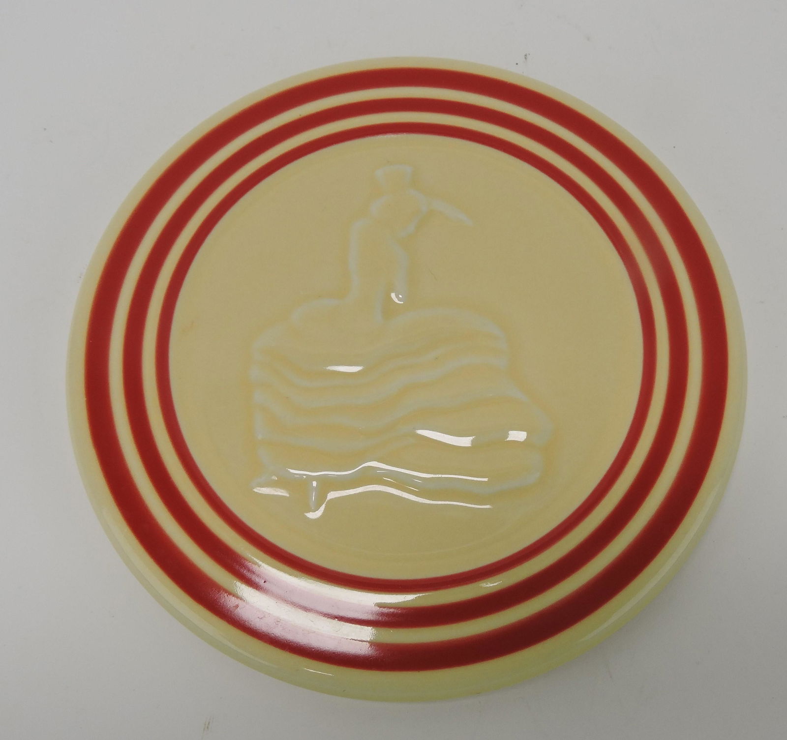 Fiesta Post 86 red stripe trivet (1 of 1)