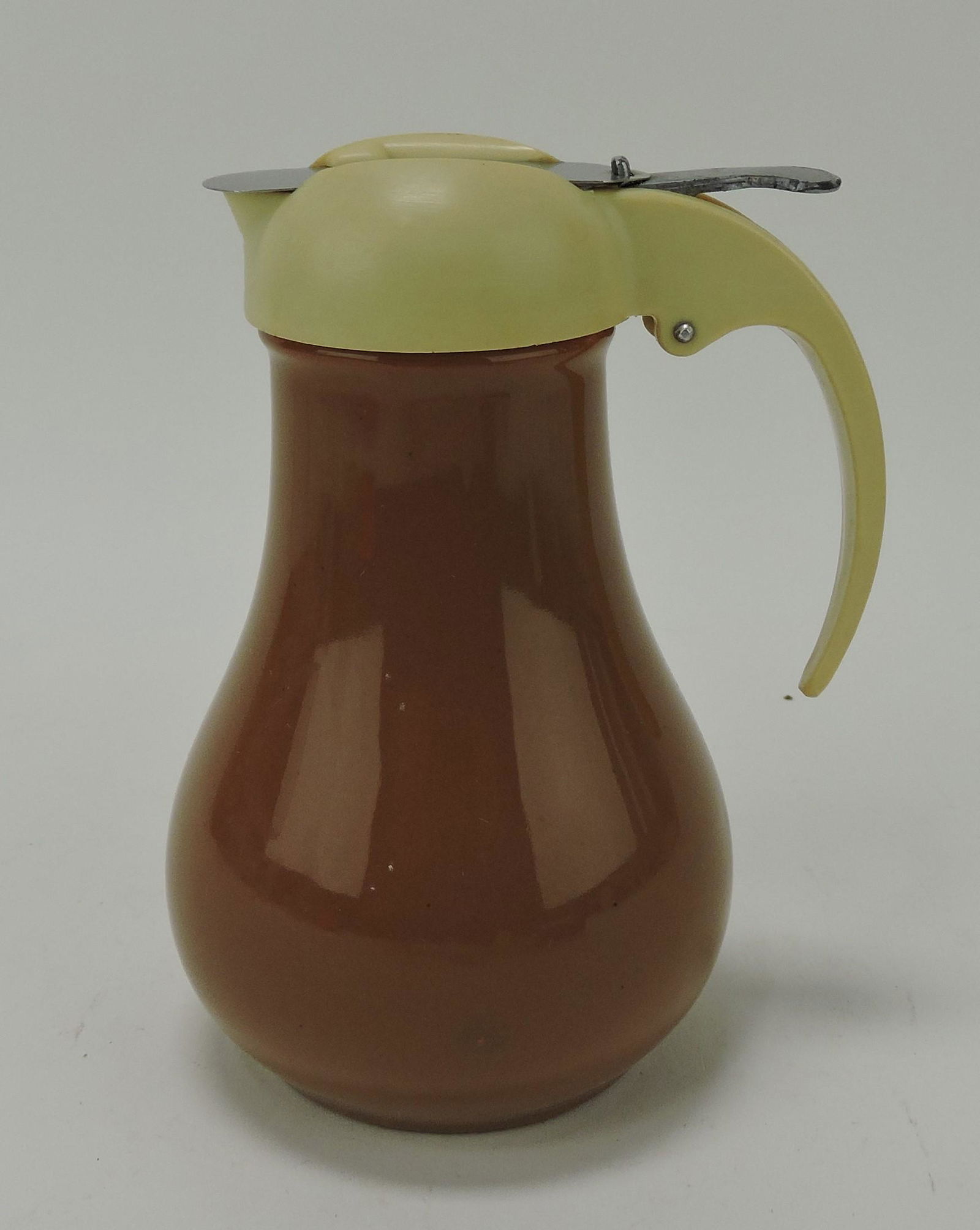 Fiesta style Dripcut syrup pitcher, (1 of 1)