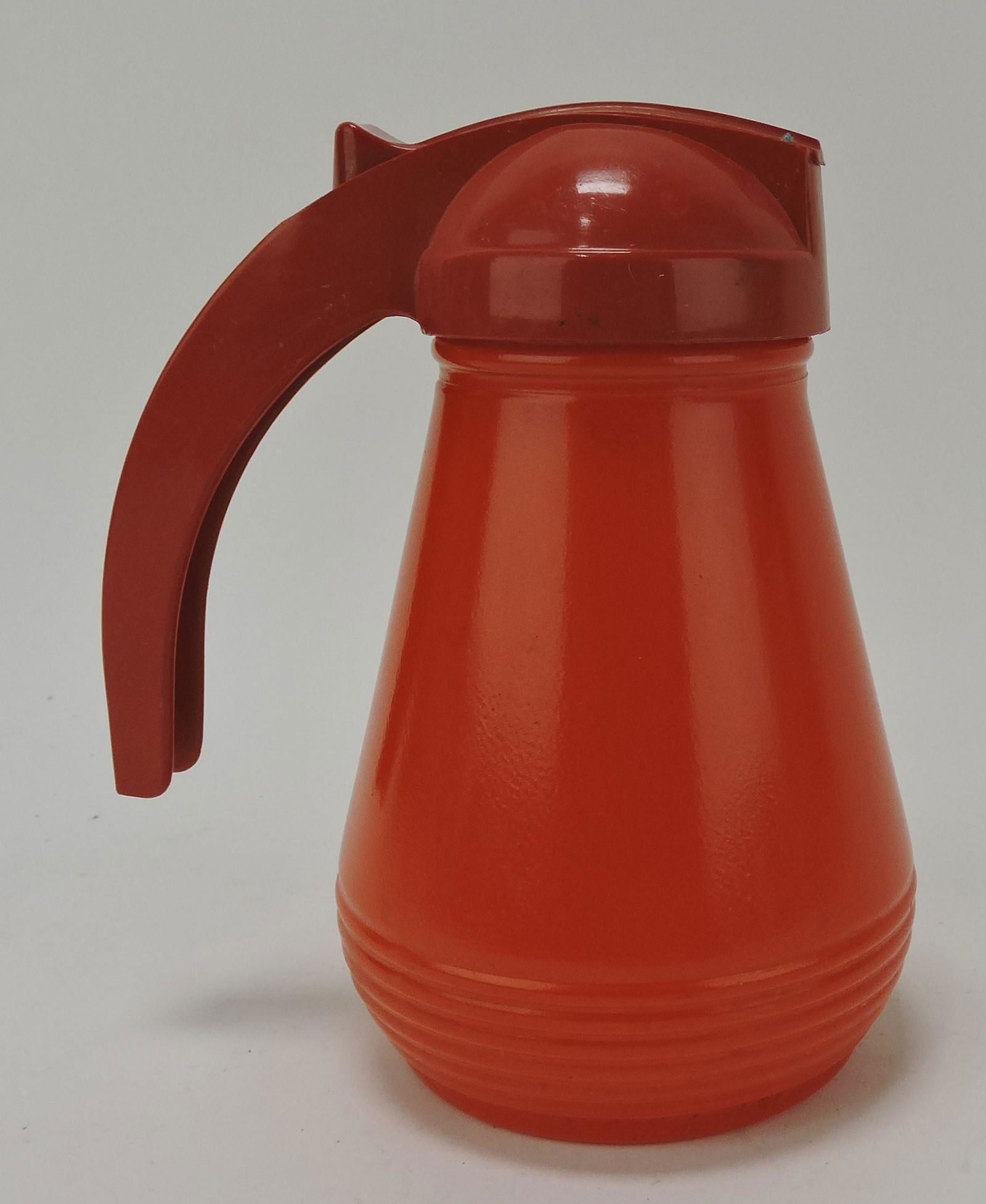 Fiesta style glass syrup pitcher, (1 of 1)