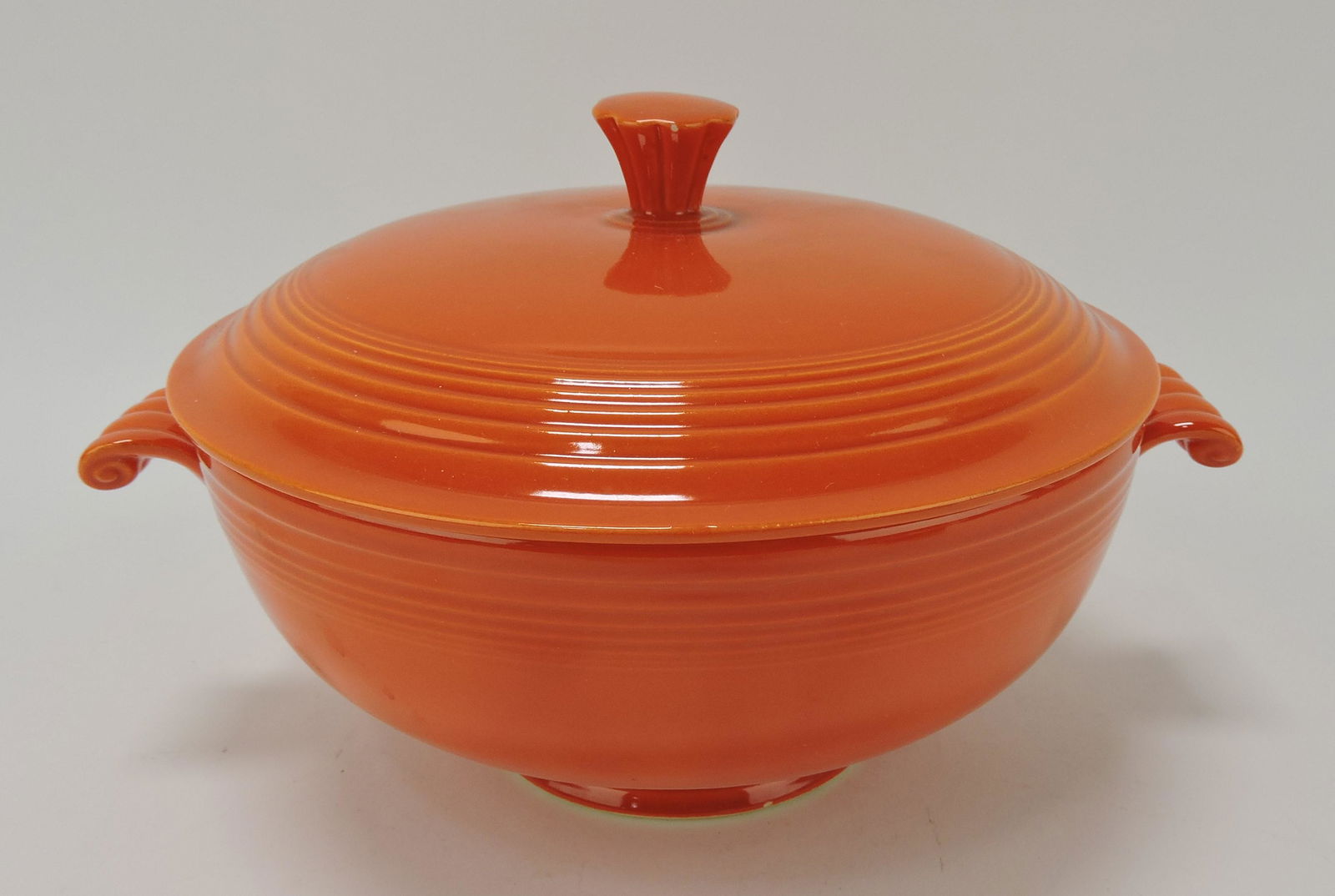 Fiesta casserole, red: .