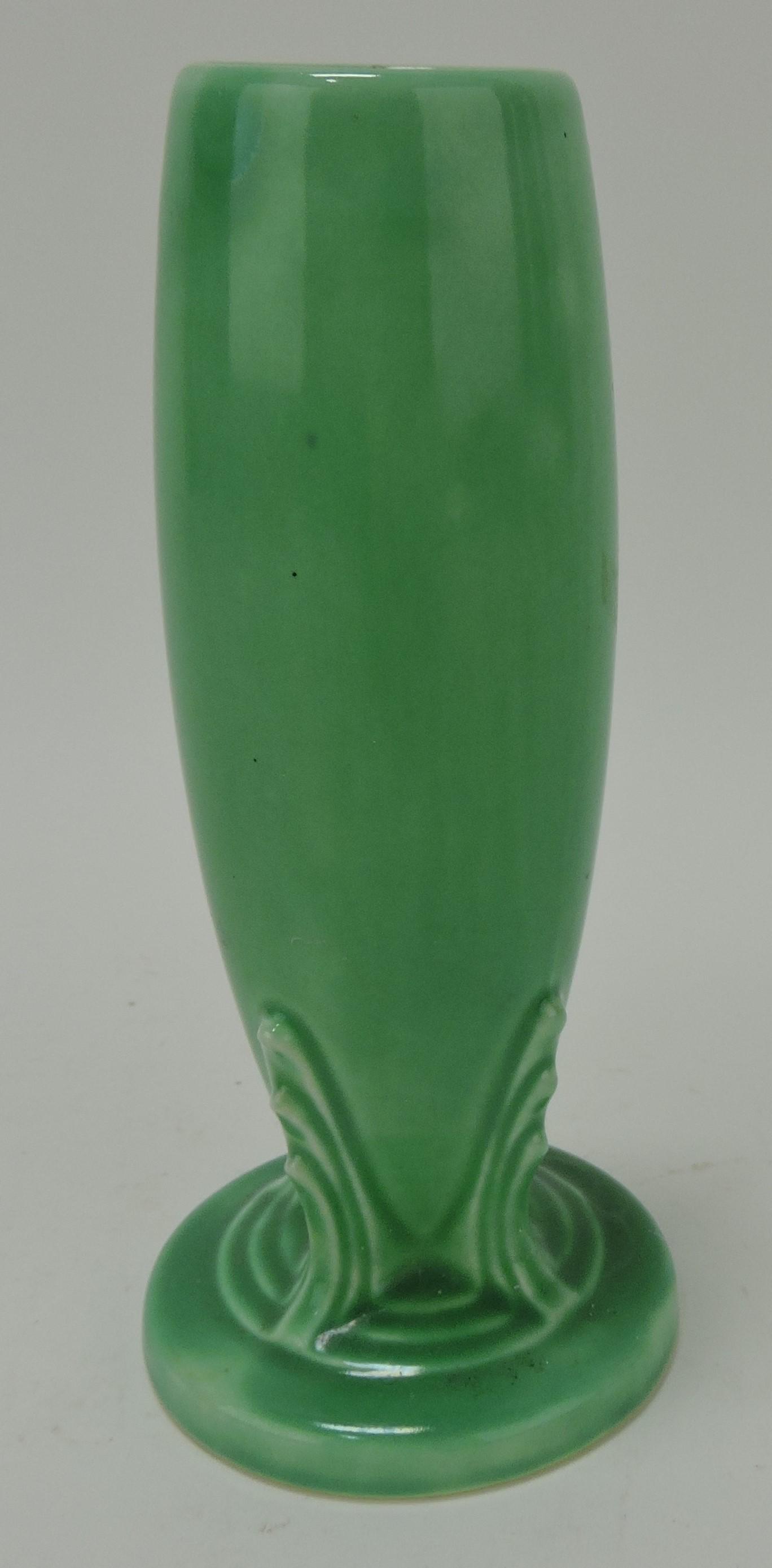 Fiesta bud vase, green (1 of 1)