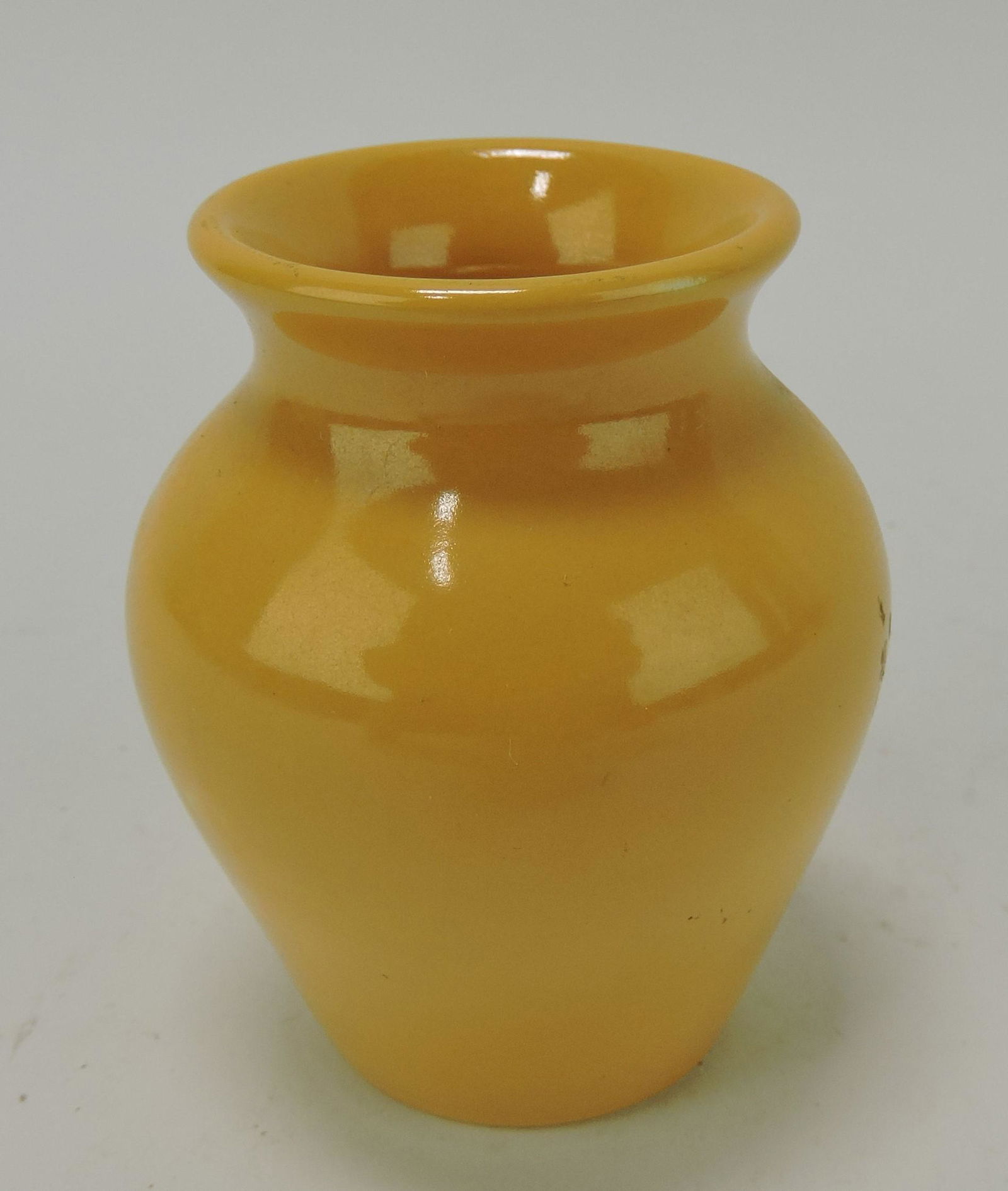 Fiesta 1940 World's Fair vase, (1 of 2)