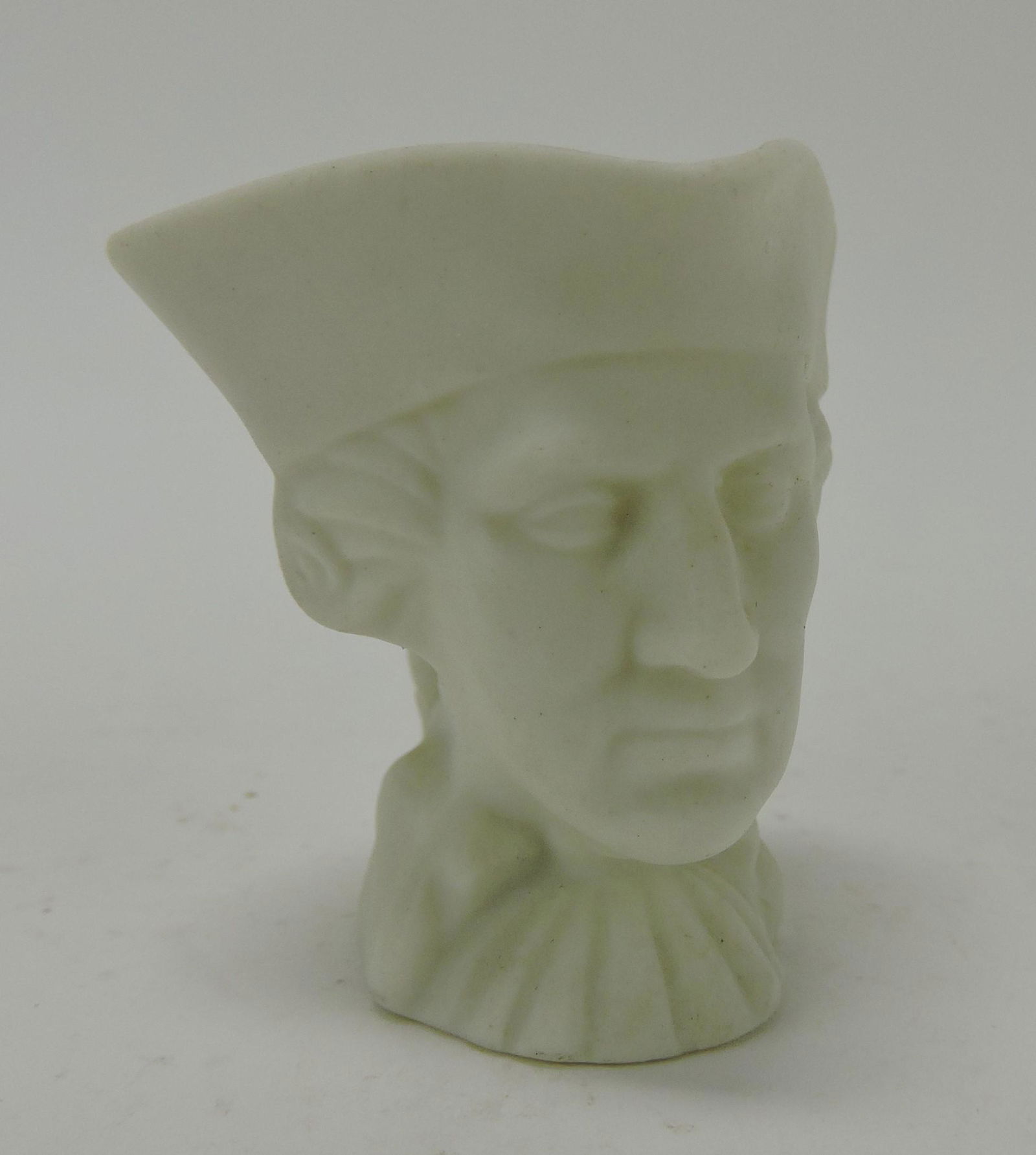 Fiesta 1939 bisque World's Fair mini: George Washington creamer