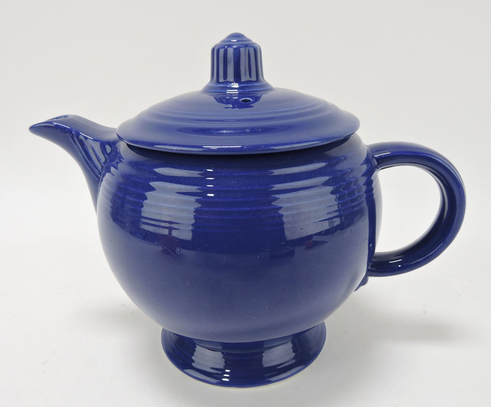 Fiesta medium teapot, cobalt (1 of 1)