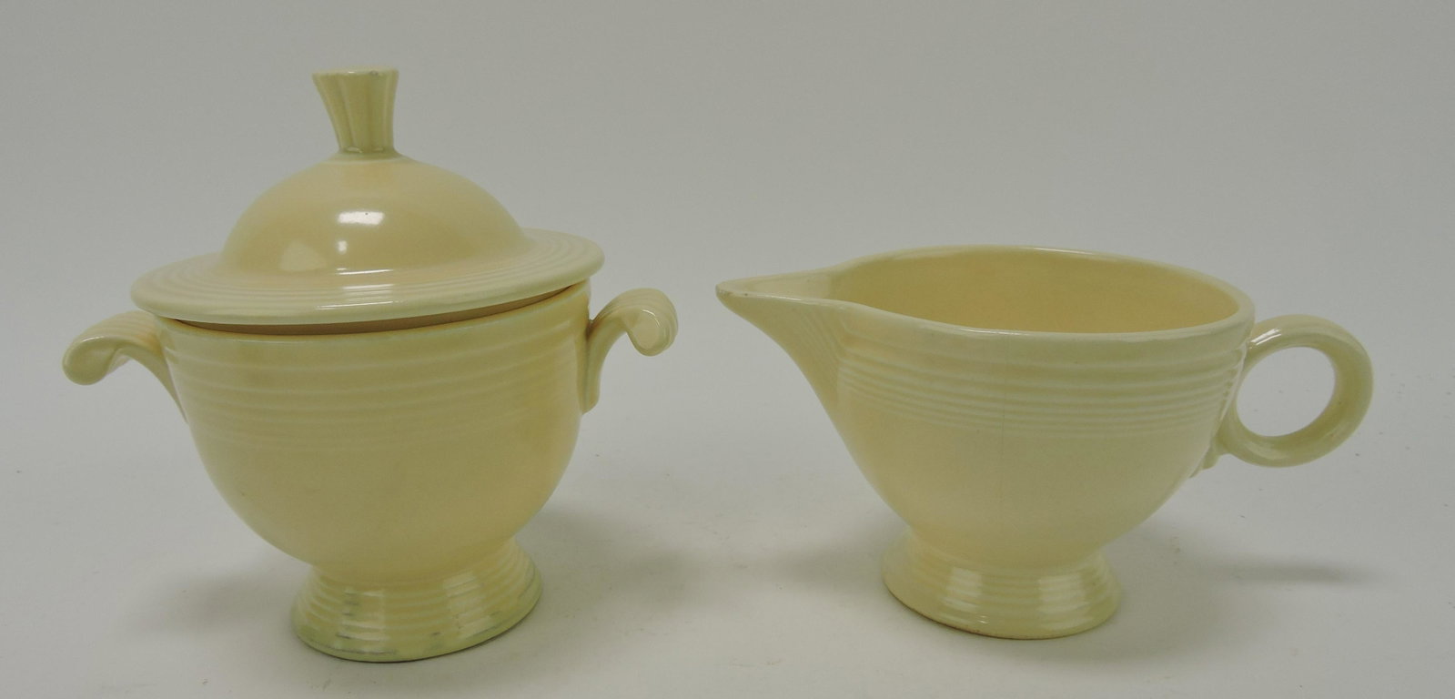 Fiesta cream & sugar, ivory, nick to: spout