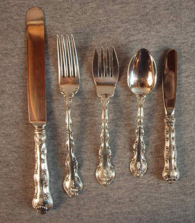 Gorham Strasbourg set of sterling silver, mixed mon: Gorham Strasbourg set of sterling silver, mixed monogram with case, 5 piece place setting, 12 dinner knives, 12 dinner forks, 10 salad forks, 14 teaspoons, 9 butter knives, 99.16 oz including knives