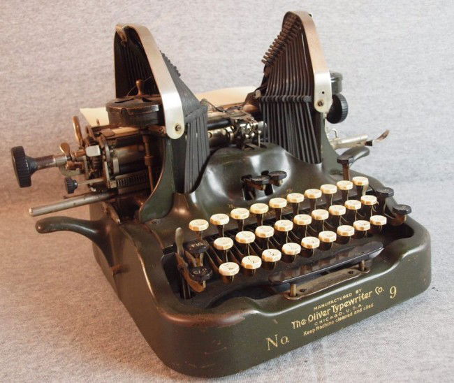 Oliver No. 9 typewriter: Oliver No. 9 typewriter