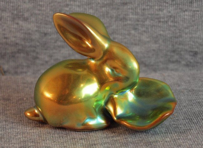 Zsolnay gree irridescent rabbit figure, 2 1/2" : Zsolnay gree irridescent rabbit figure, 2 1/2"