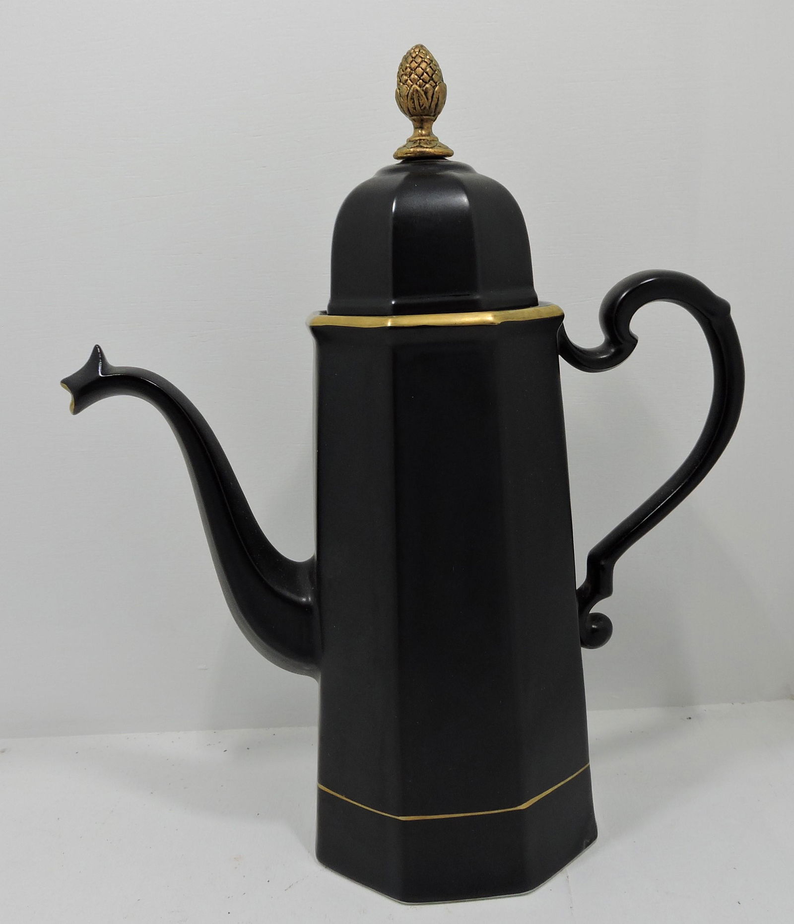 Hall China percolator coffee pot, 15" (1 of 1)