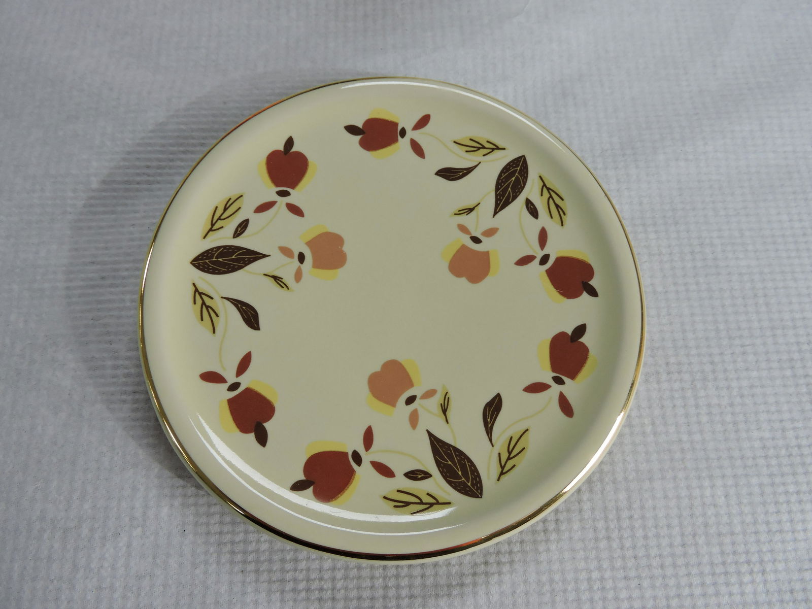 Hall China Autumn Leaf lot of 6 - 6" (1 of 1)