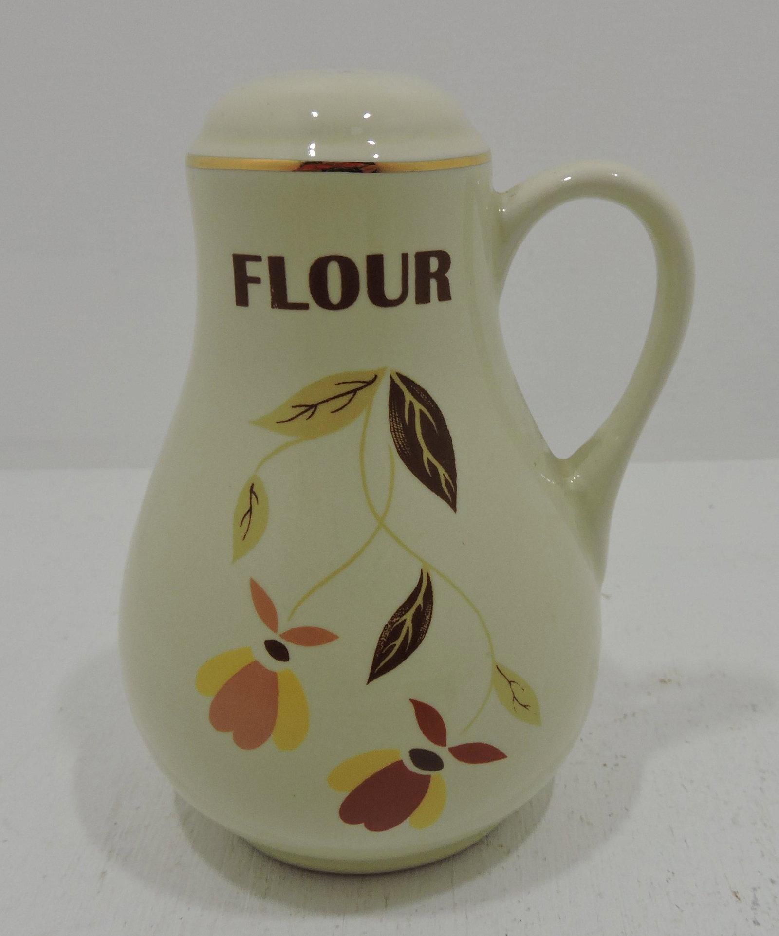 Hall China Autumn Leaf lot of 12: 'Flour' range shakers, 2012 NALCC